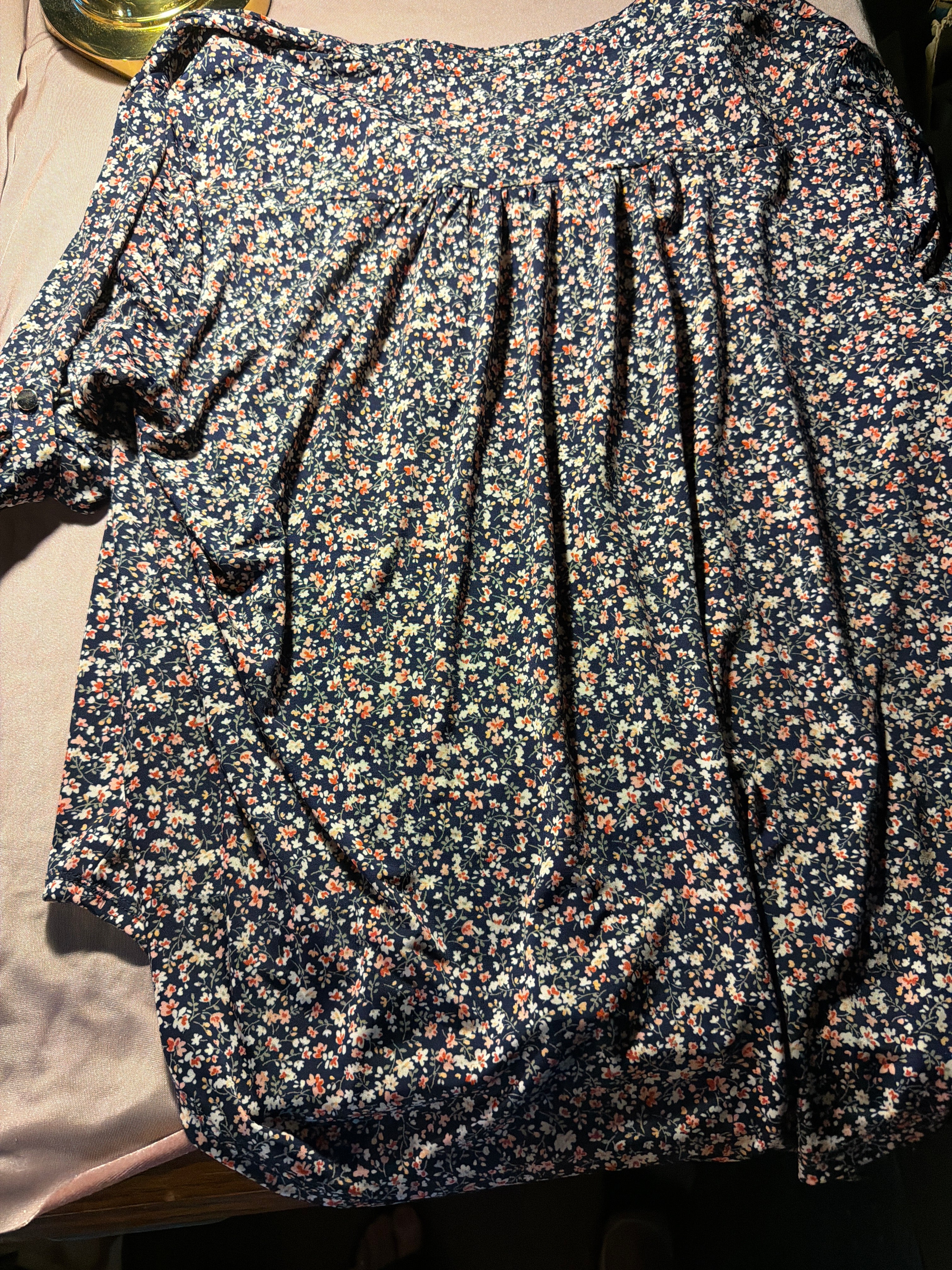 Cocomo Petite Ditsy Floral Blouse – Navy, Size PXL