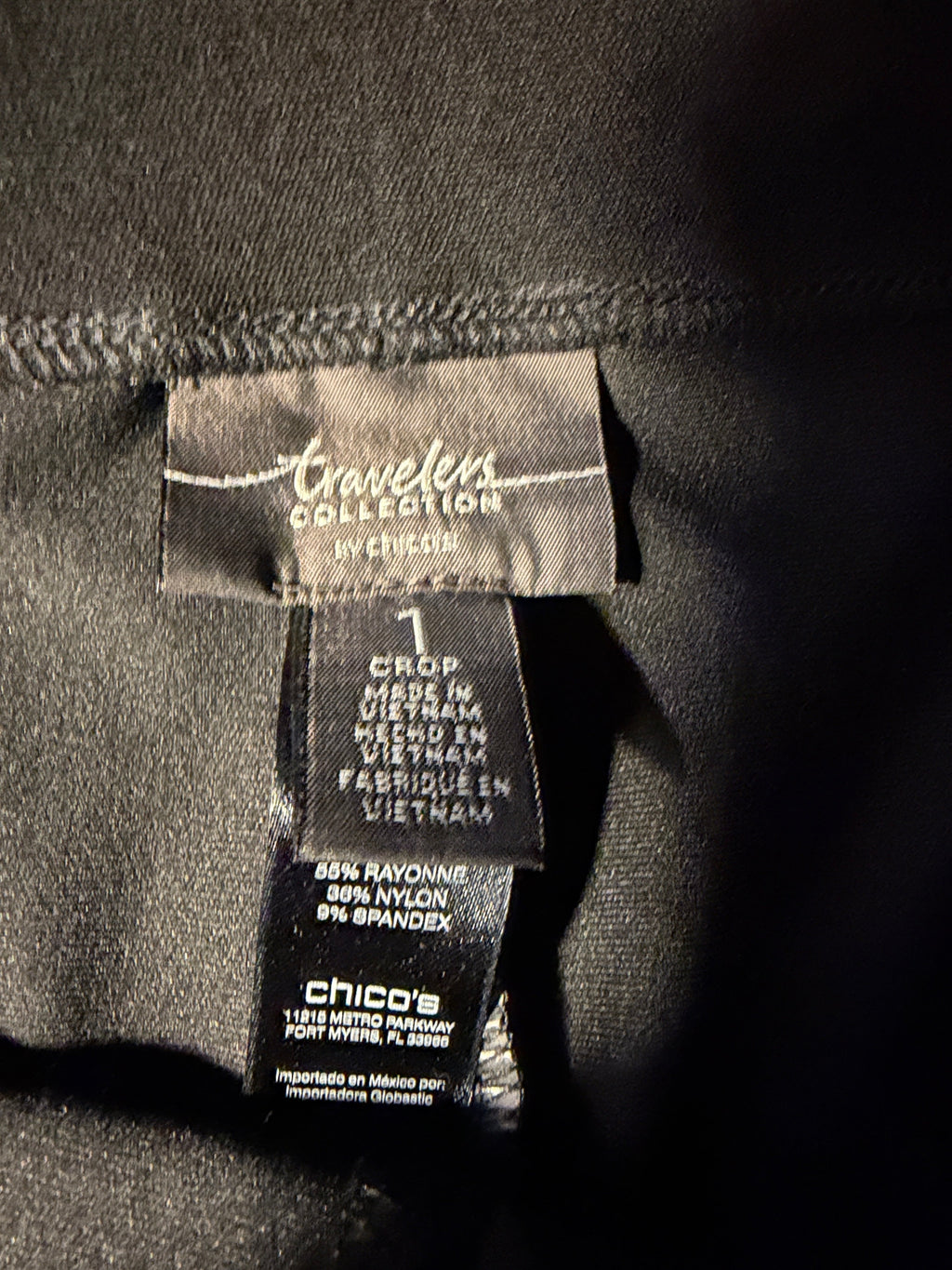 Chico's Travelers Collection Black Crop Pants – Size 1 (US 8/10)