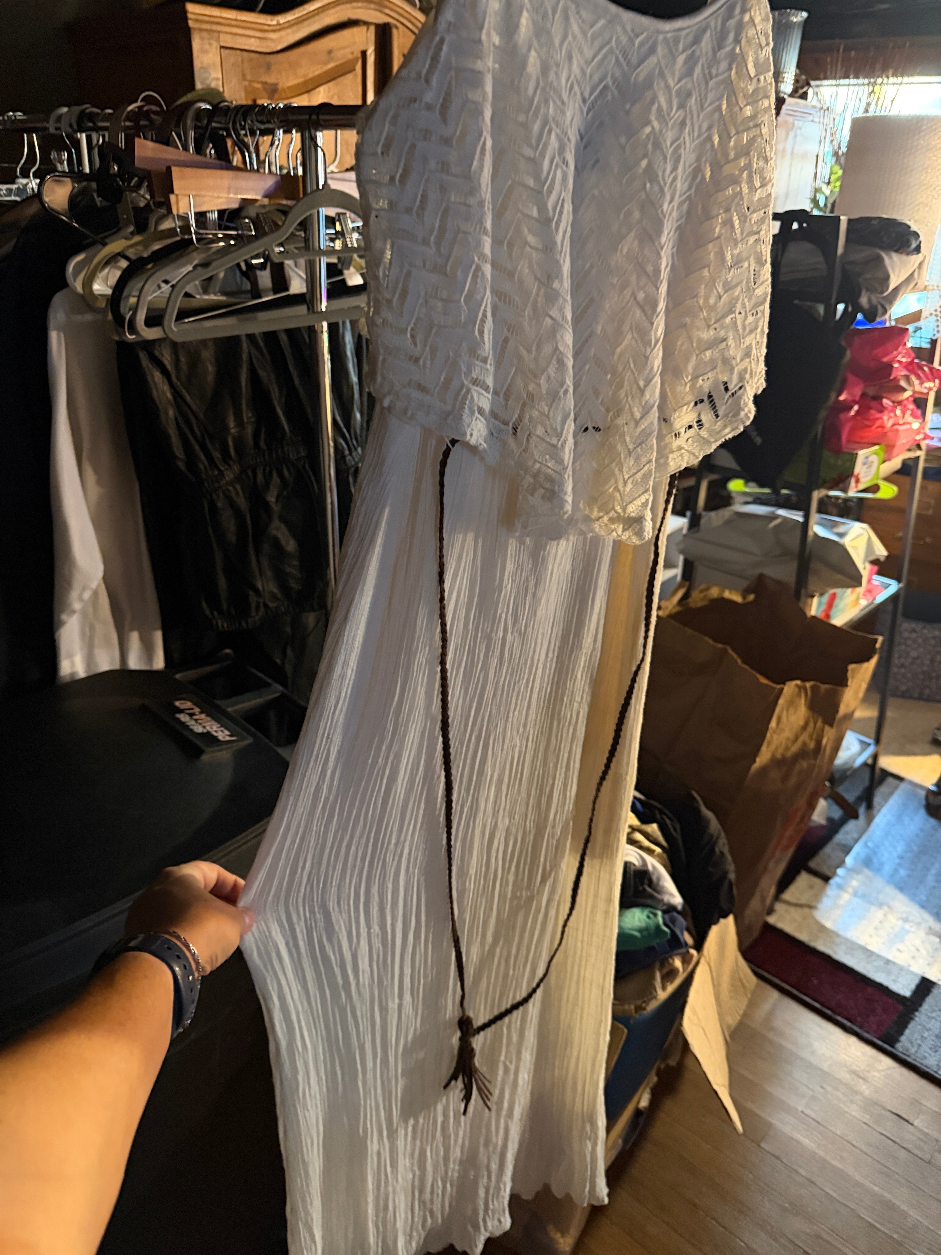 rue21 White Lace & Crinkle Maxi Dress – Size M