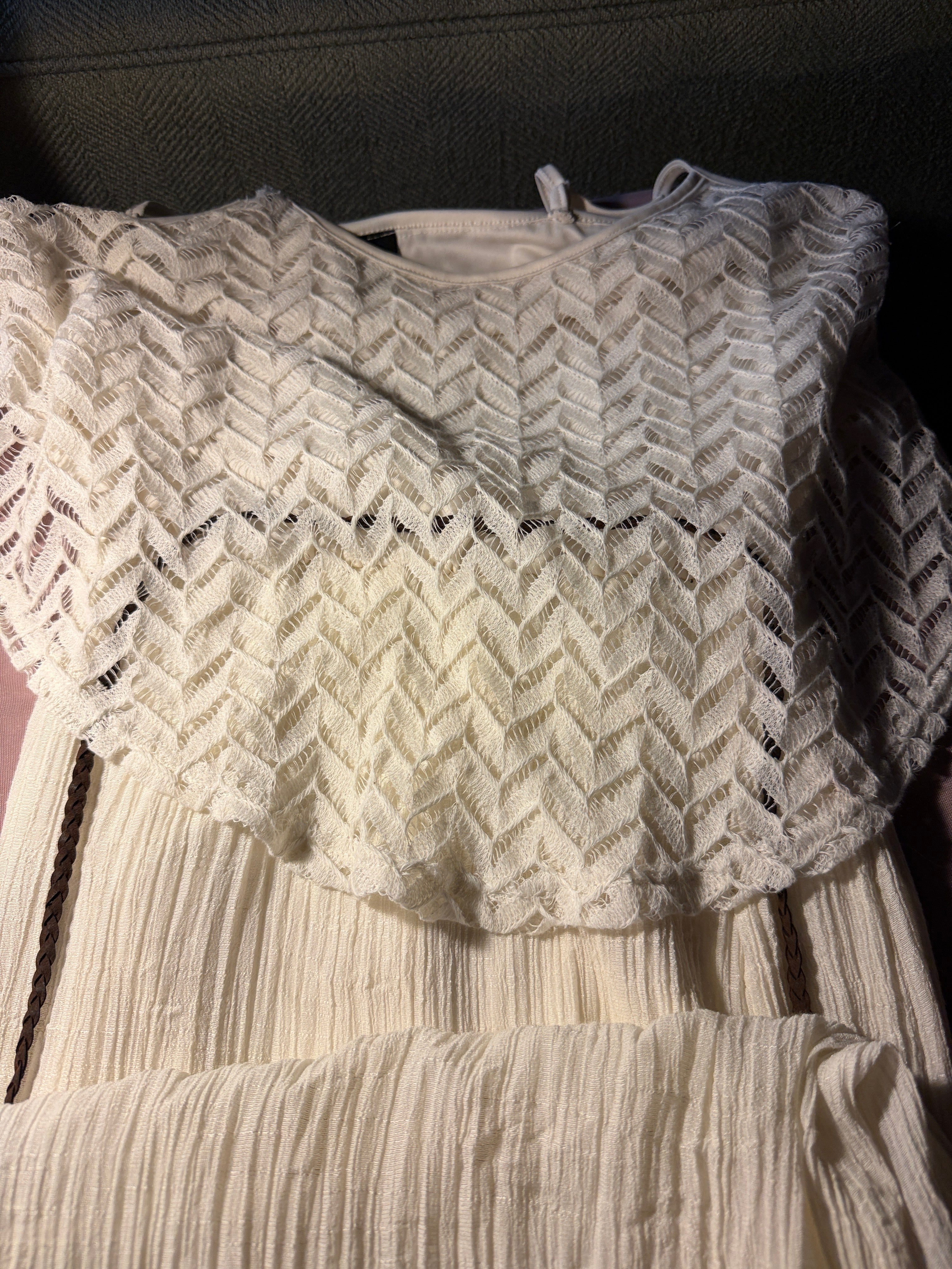 rue21 White Lace & Crinkle Maxi Dress – Size M