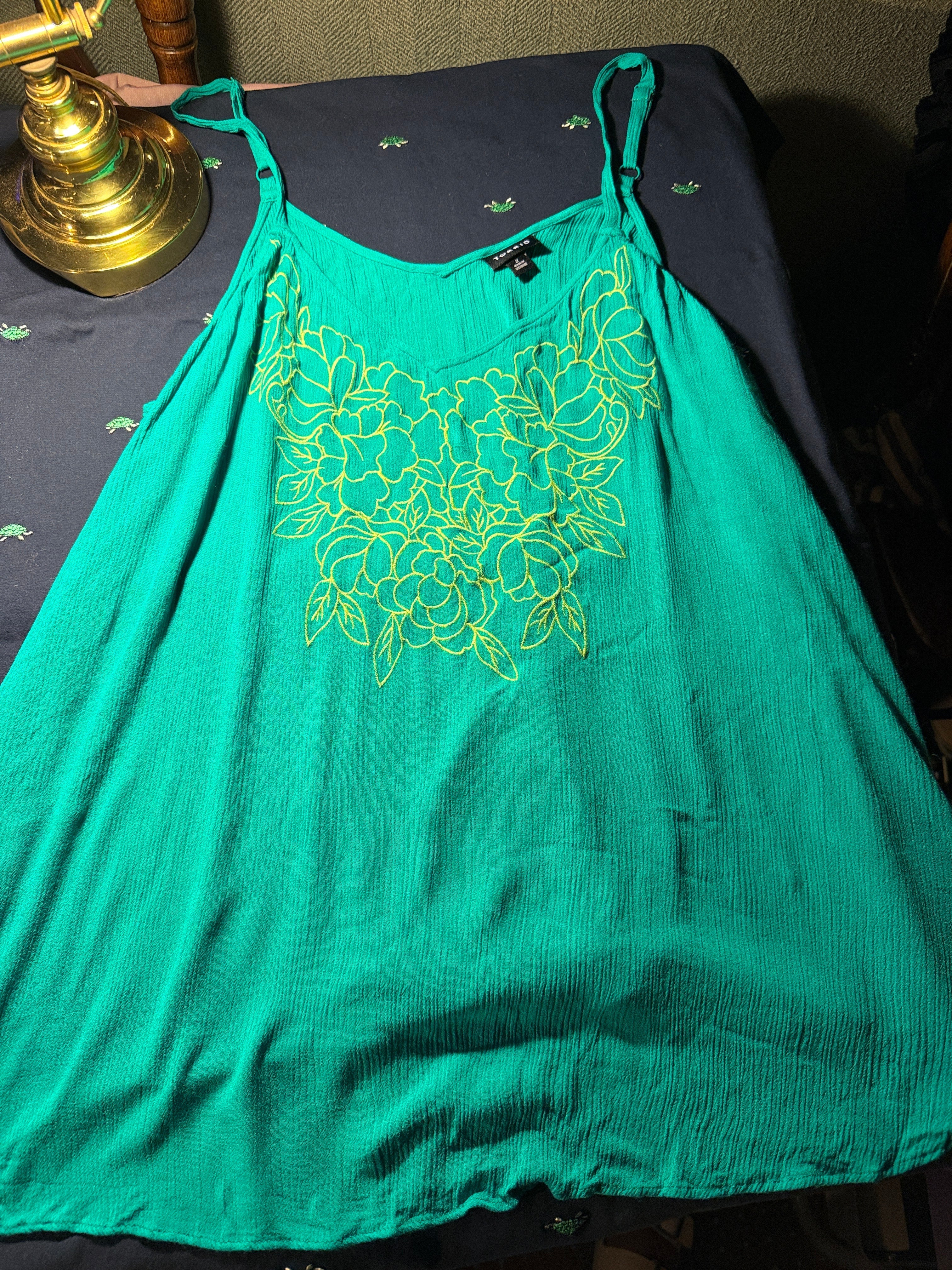 Torrid Emerald Green Embroidered Floral Cami Top