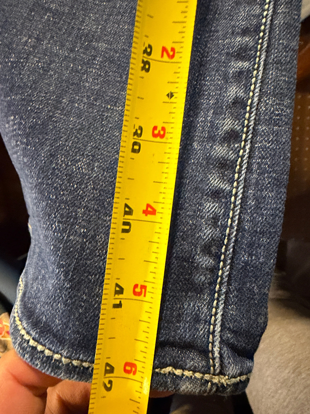 Rock & Republic Embroidered Turtle Jeans – Size 16