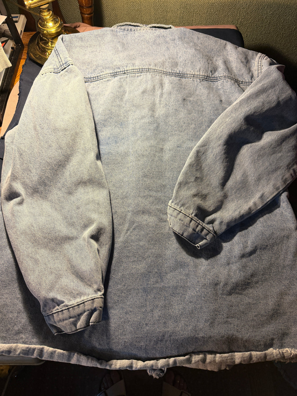 Oversized Light Wash Denim Jacket – Raw Hem