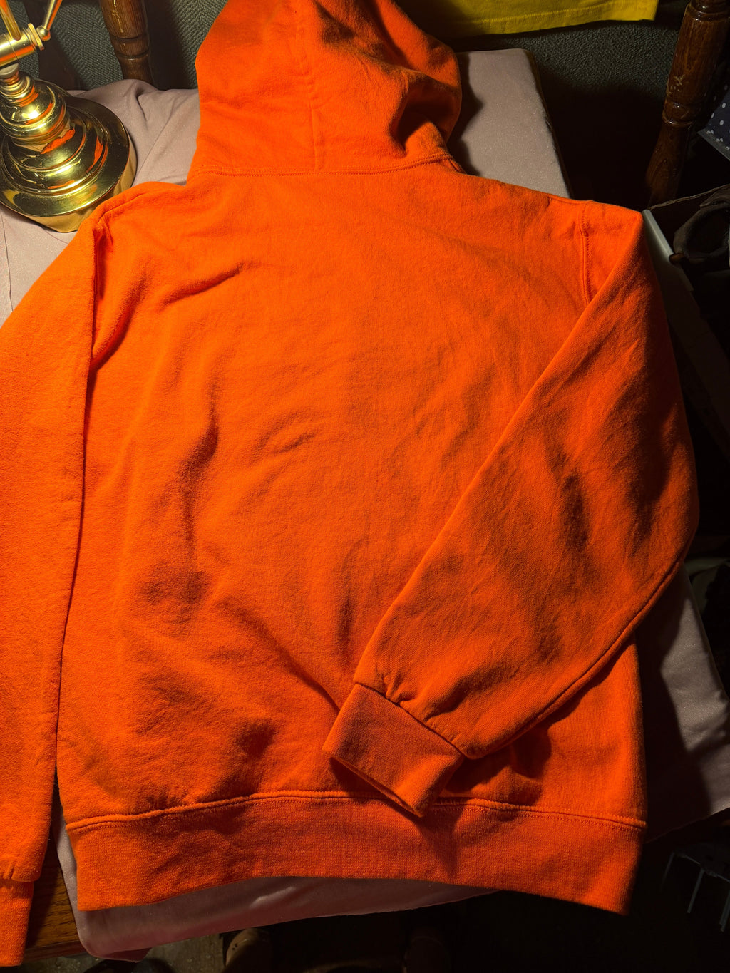 Reese's Peanut Butter Cups Graphic Hoodie – Size Medium