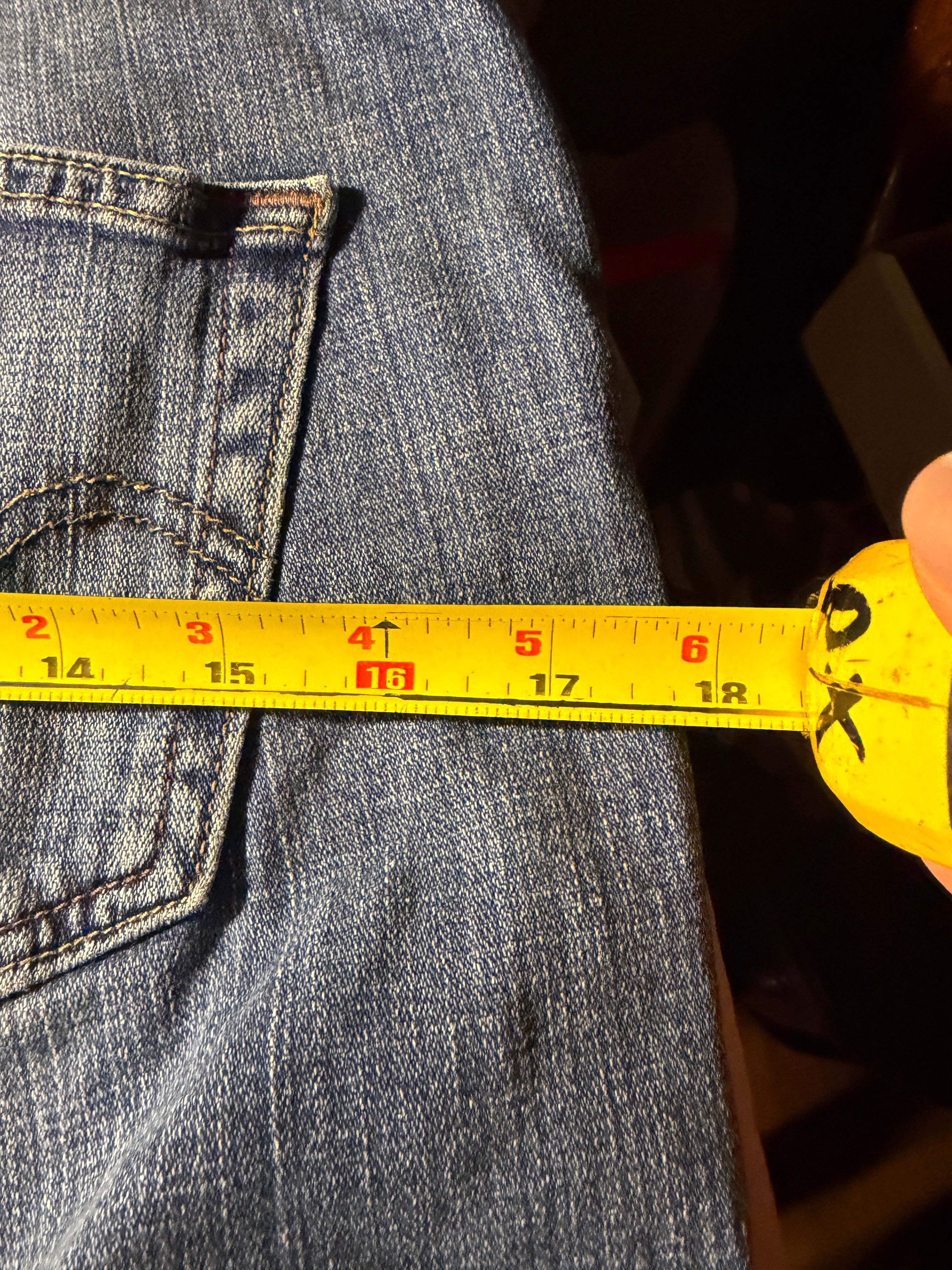 Levi's Bootcut Jeans – Medium Wash (As-Is)