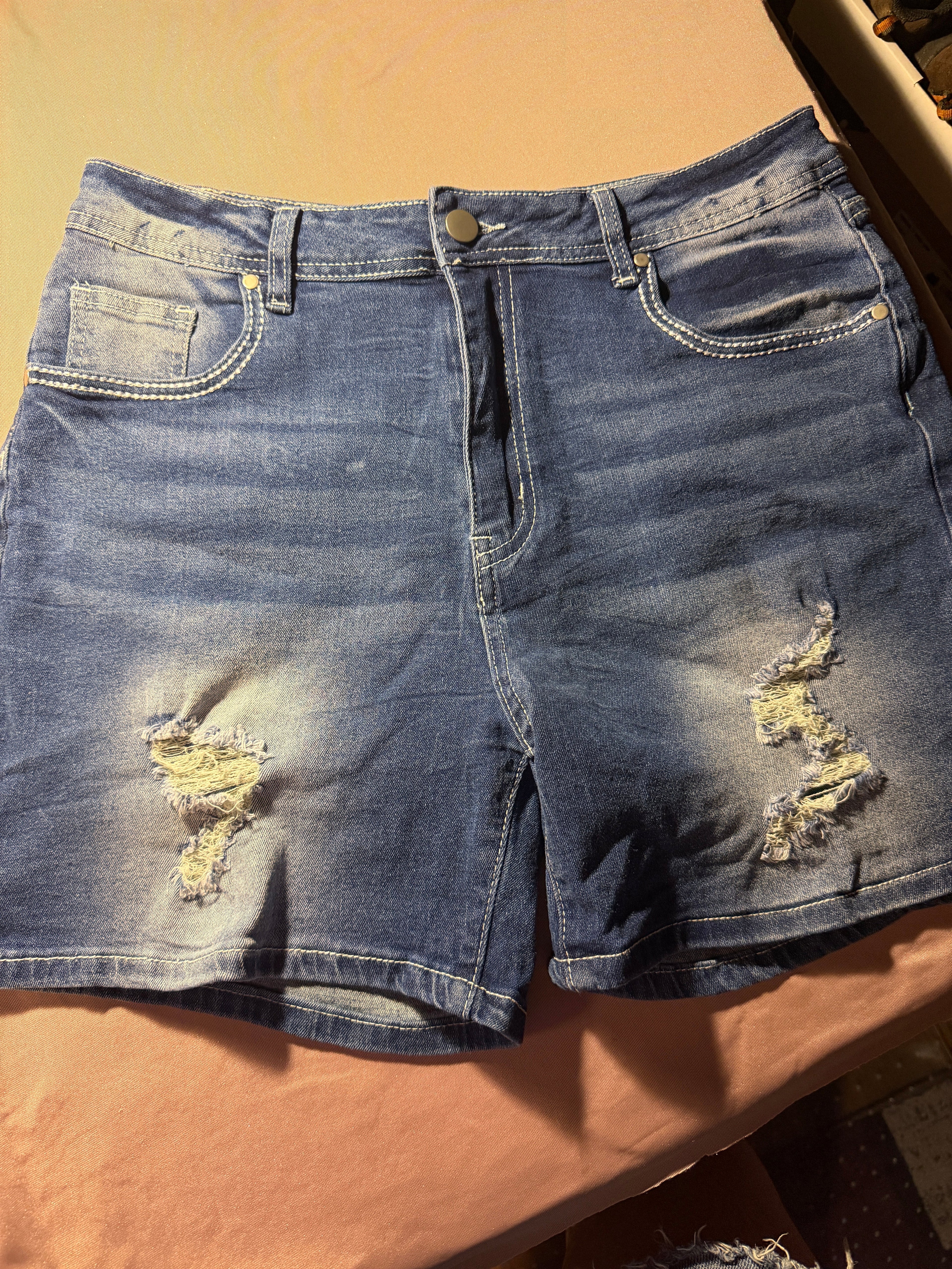 Distressed High-Waist Denim Shorts – Size XL