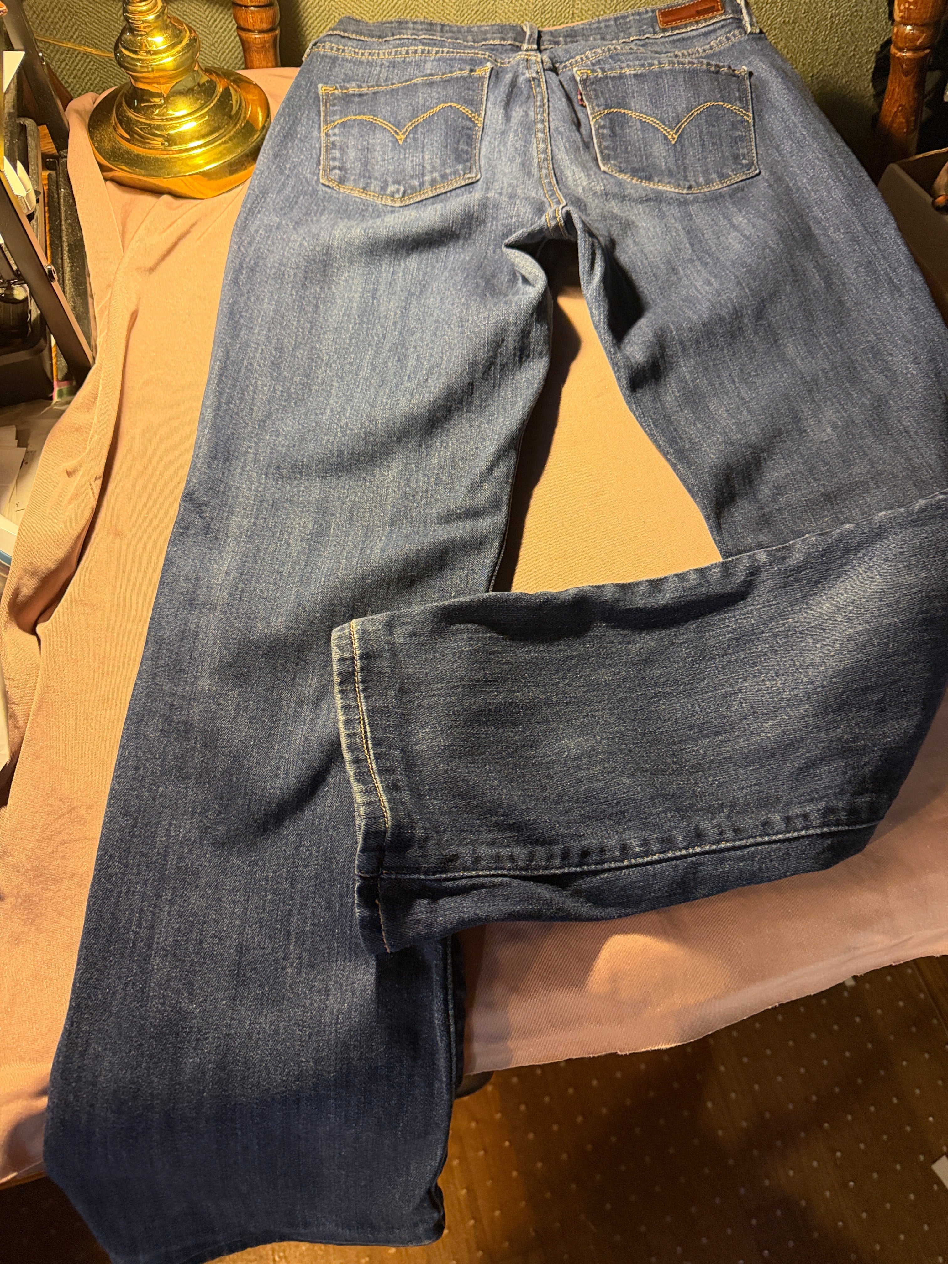 Levi's Demi Curve Mid Rise Straight Jeans – Size 10/30
