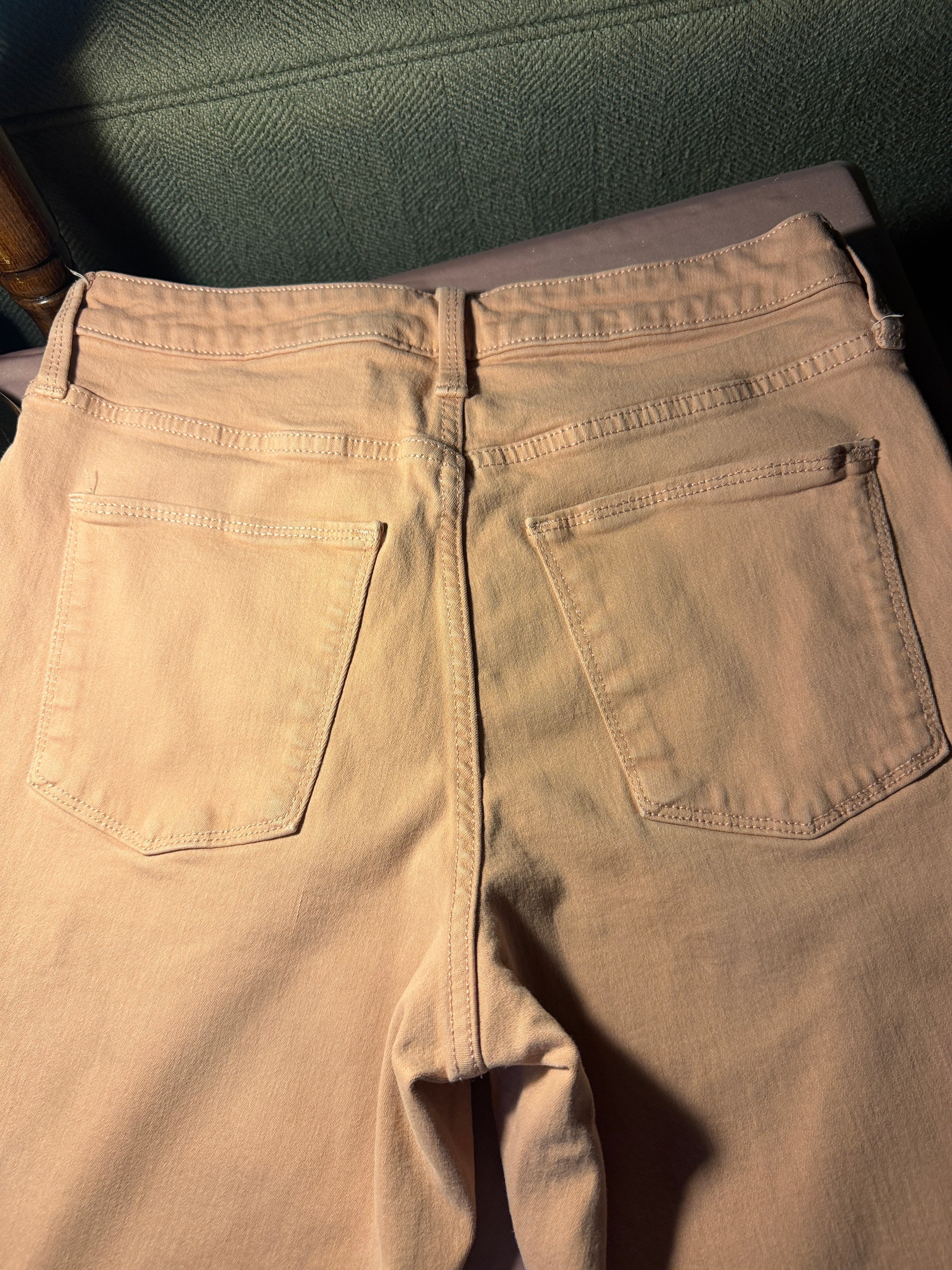 Universal Thread Blush Pink Straight Leg Jeans – Size 10/30