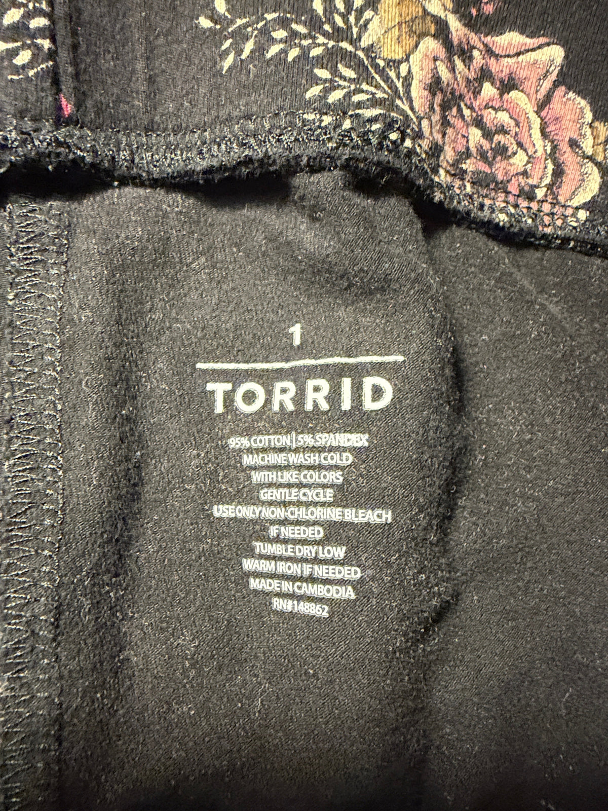 Torrid Skull & Floral Print Leggings – Size 1 (1X)