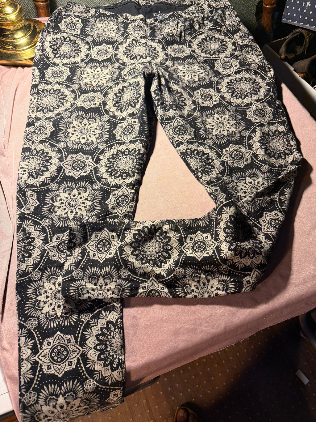 Torrid Mandala Print Leggings – Size 2 (2X)