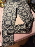 Torrid Mandala Print Leggings – Size 2 (2X)