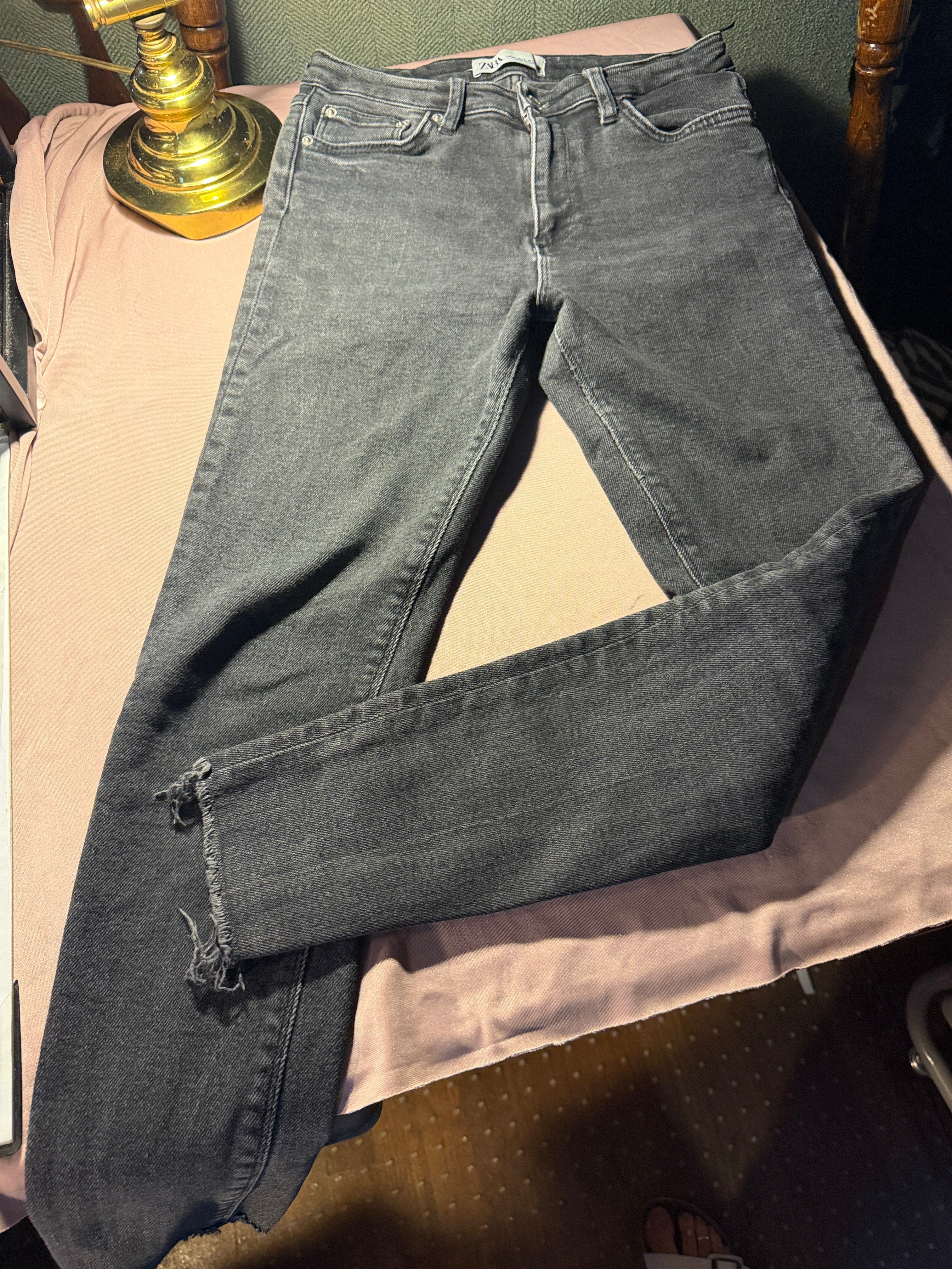 Zara Gray Skinny Jeans – Size 6 (EUR 38)