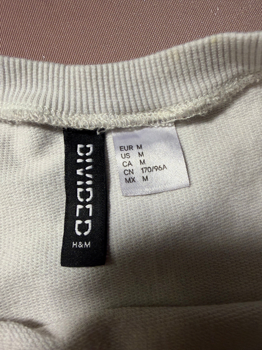 H&M Divided Brooklyn NYC Graphic Colorblock Sweatshirt – Size M