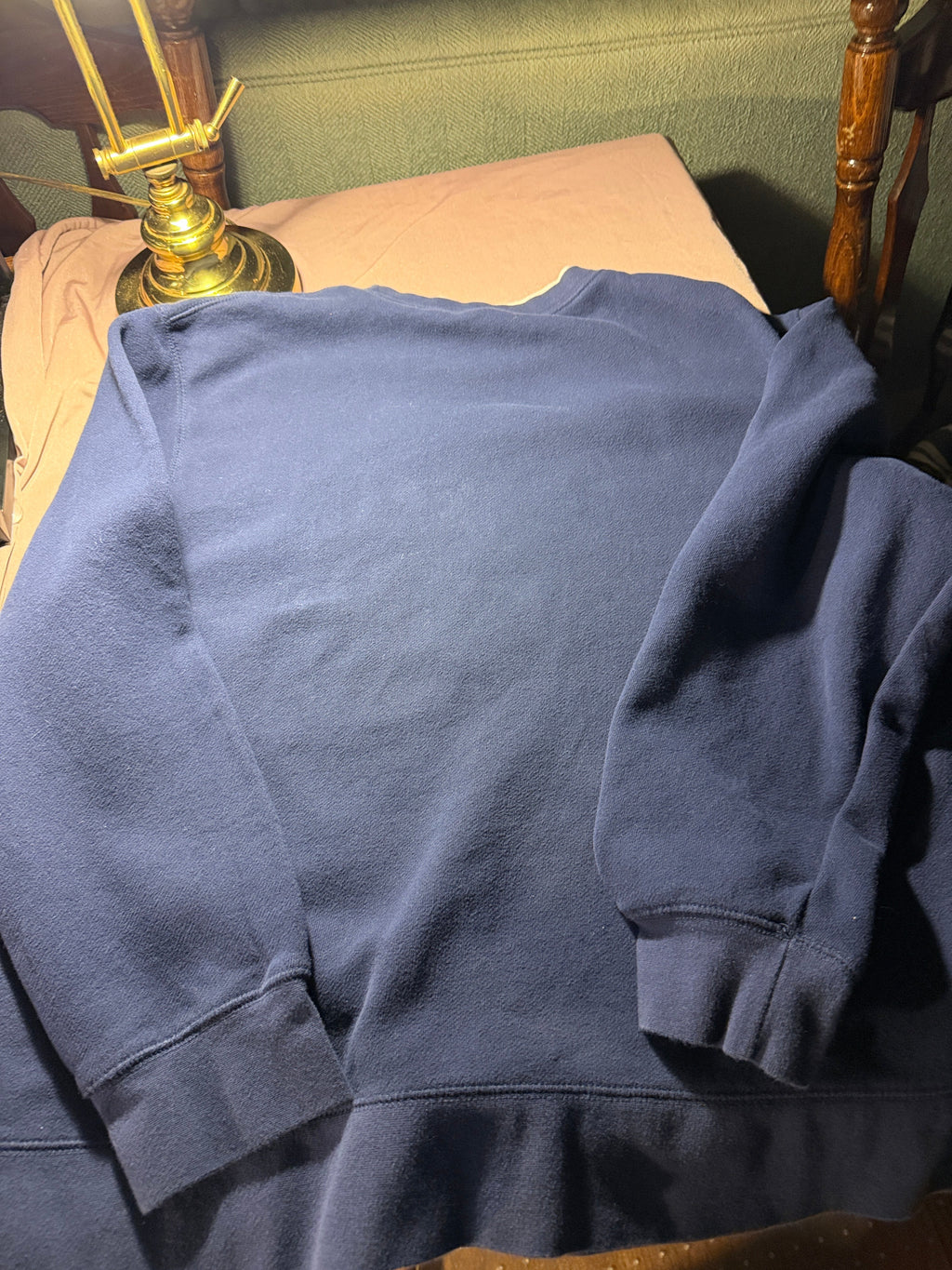 Classic Elements Embroidered Apple Tree Sweatshirt – Size XL
