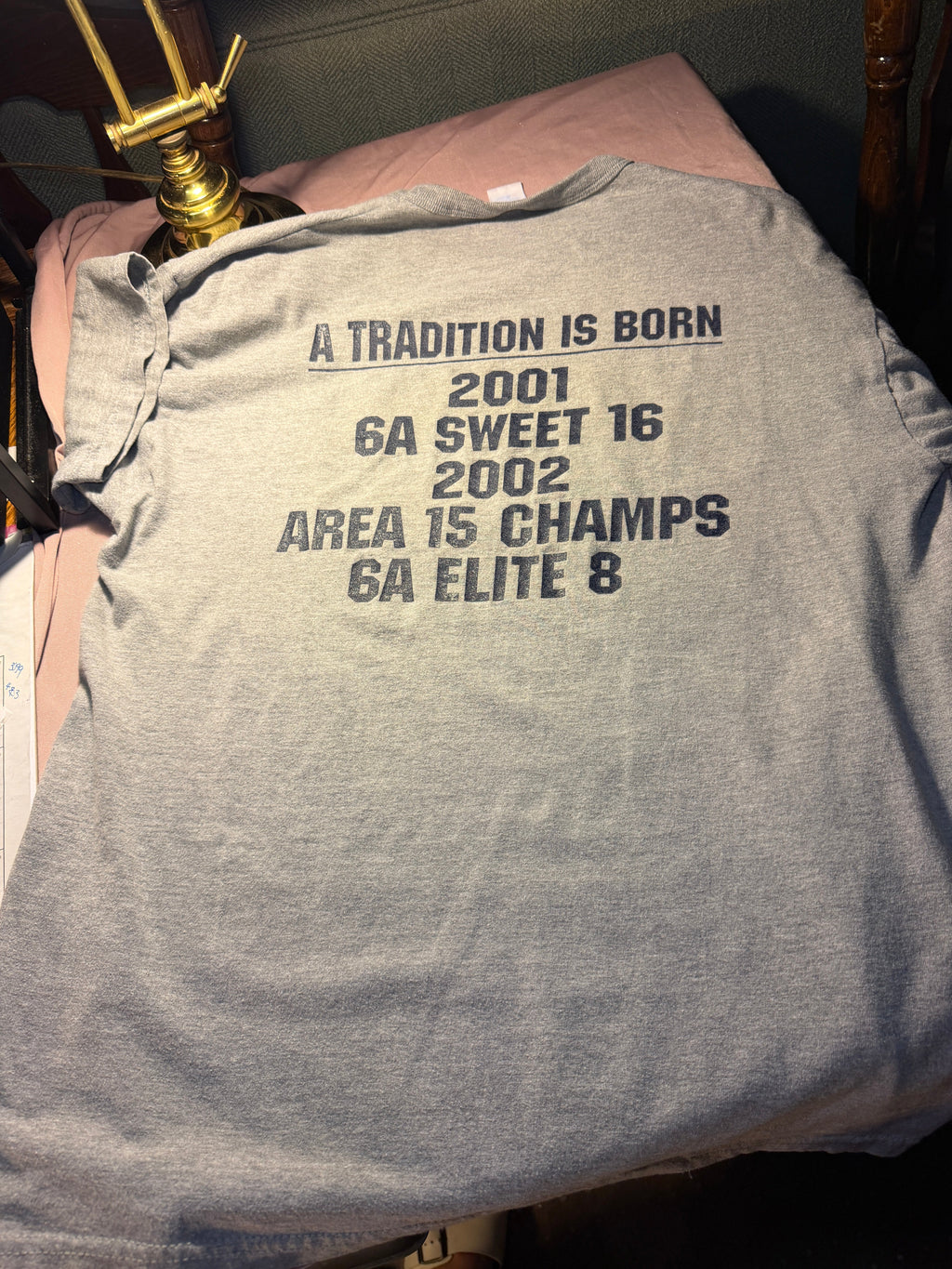 Bob Jones Patriots Basketball Vintage Tee – Size L