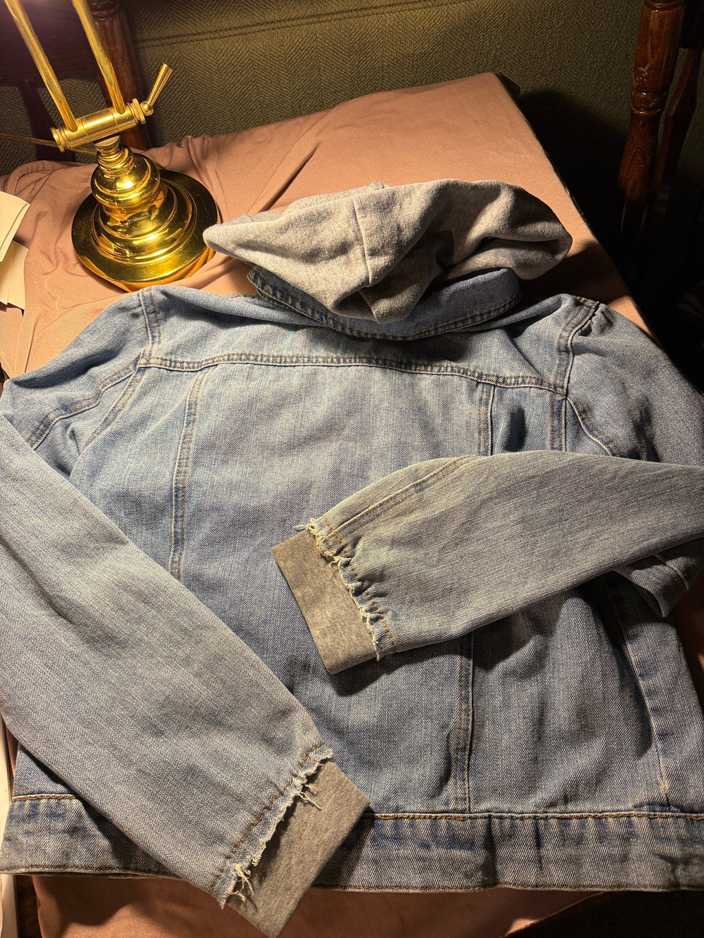 Ci Sono Hooded Denim Jacket – Distressed