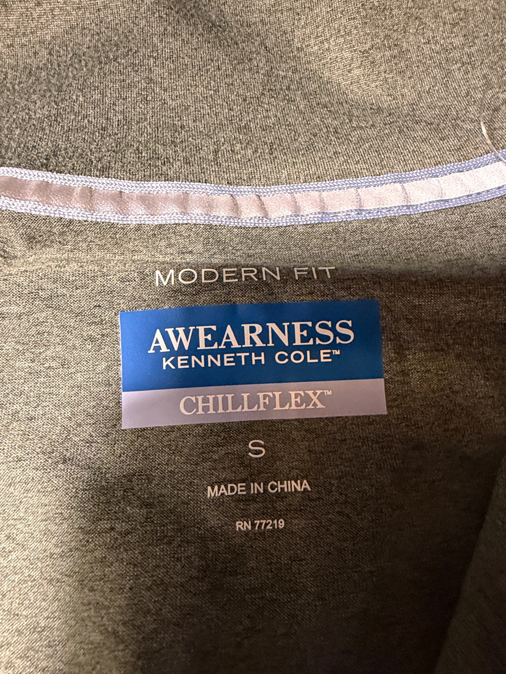 Awearness Kenneth Cole Chillflex™ Quarter-Zip Pullover – Size Small, NWT