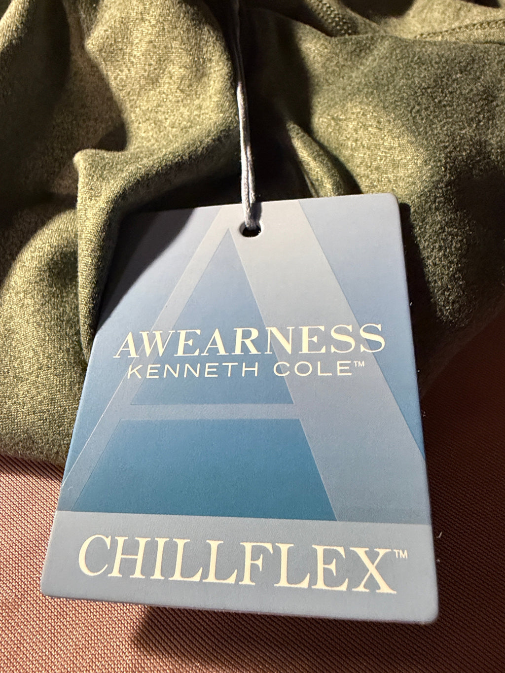 Awearness Kenneth Cole Chillflex™ Quarter-Zip Pullover – Size Small, NWT