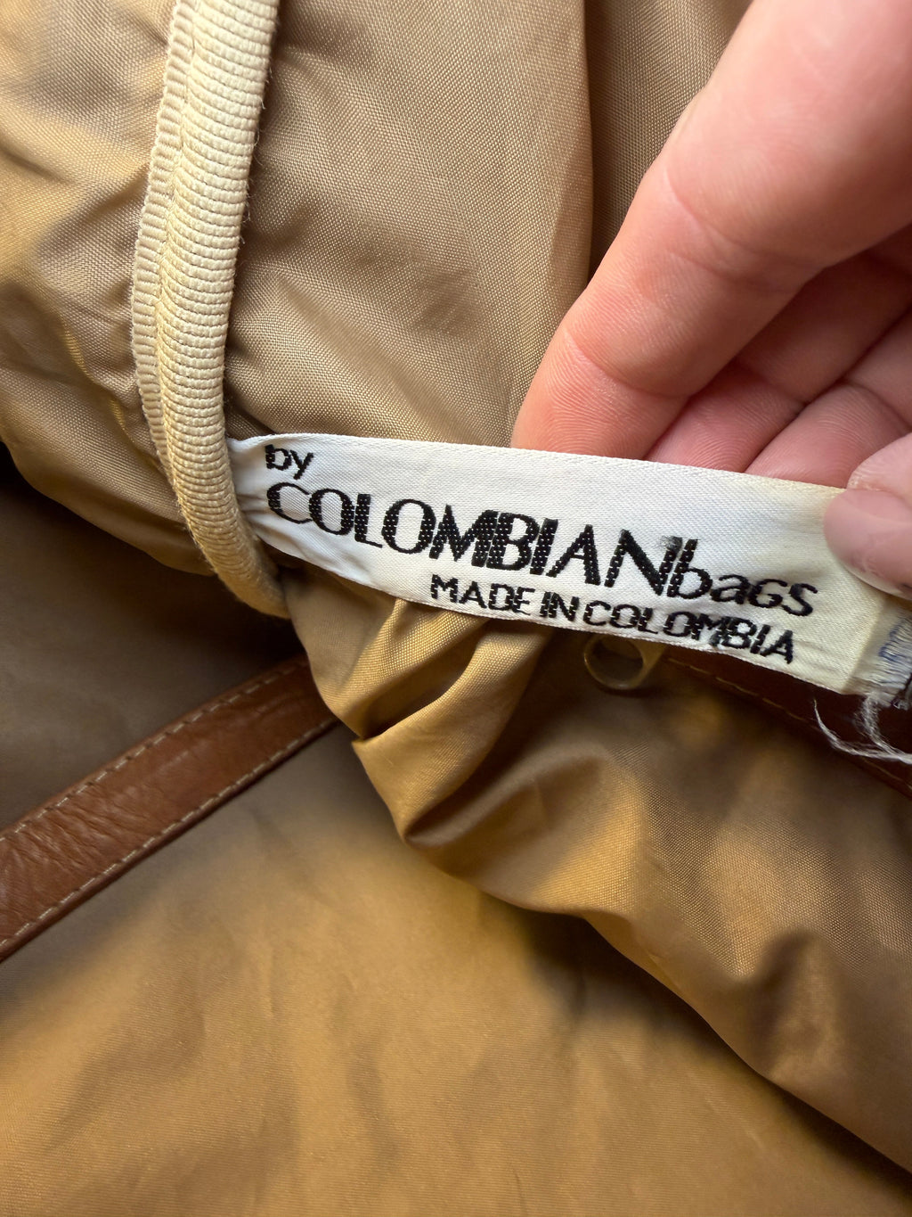 Colombian Bags Co. Handcrafted Leather Weekender Bag