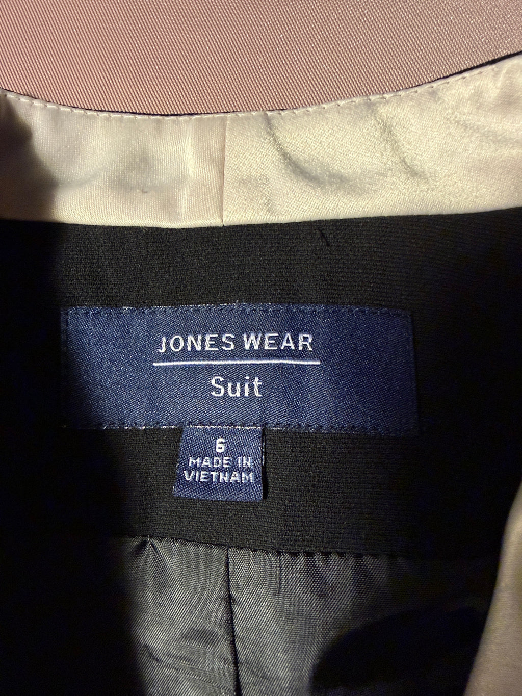 Jones Wear Suit Blazer – Black with Ivory Trim, Size 6