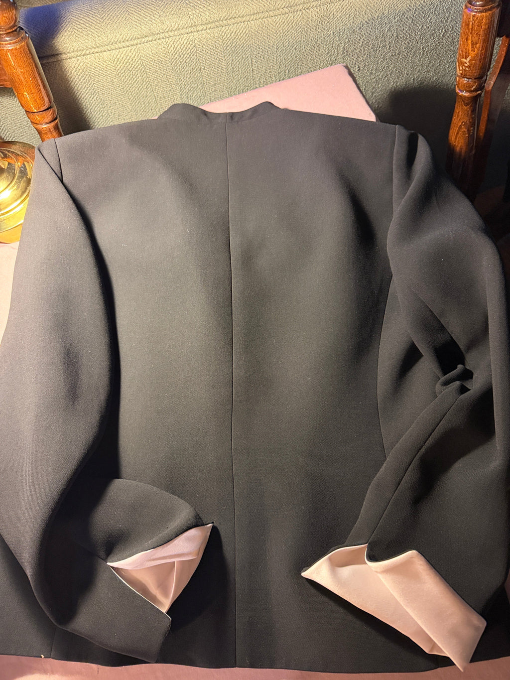 Jones Wear Suit Blazer – Black with Ivory Trim, Size 6