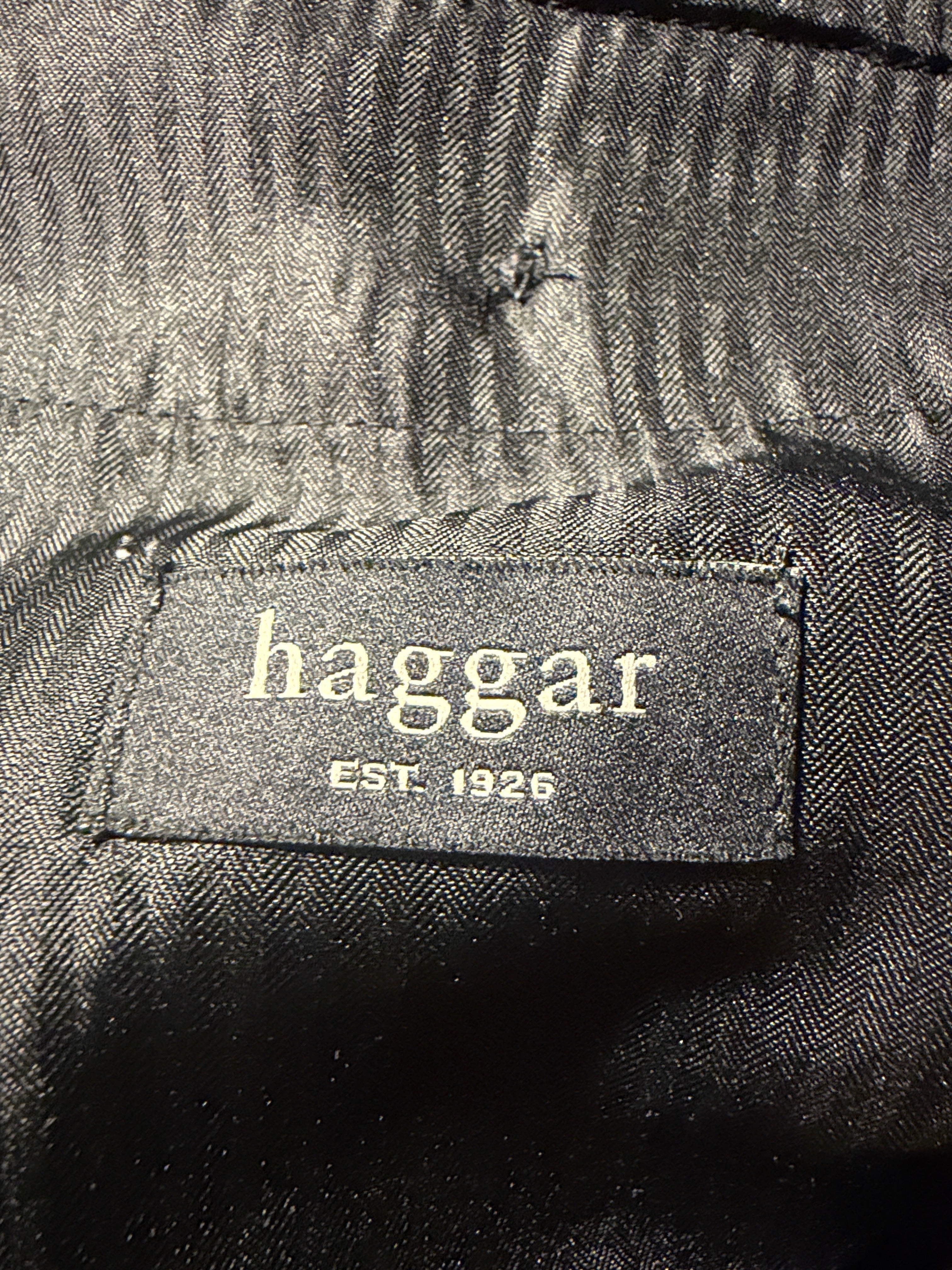Haggar Pleated Dress Pants – Charcoal Herringbone