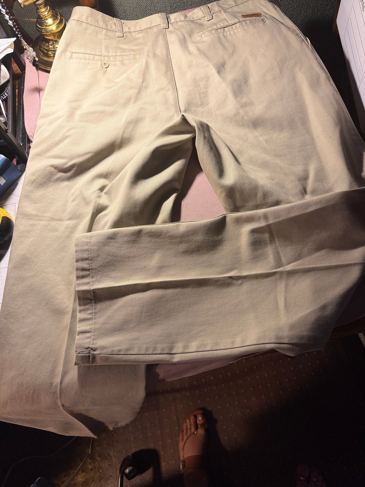 Wrangler Riata Pleated Khaki Pants – 34x32