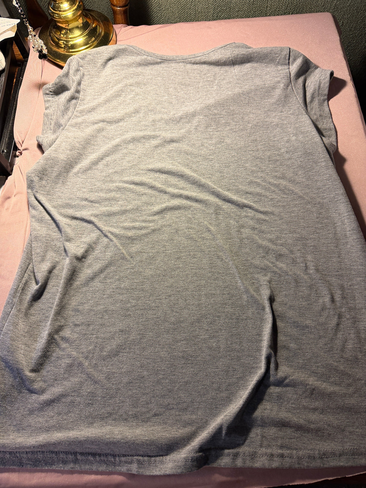 Islanders Graphic Tee – Grey Heather, Size L