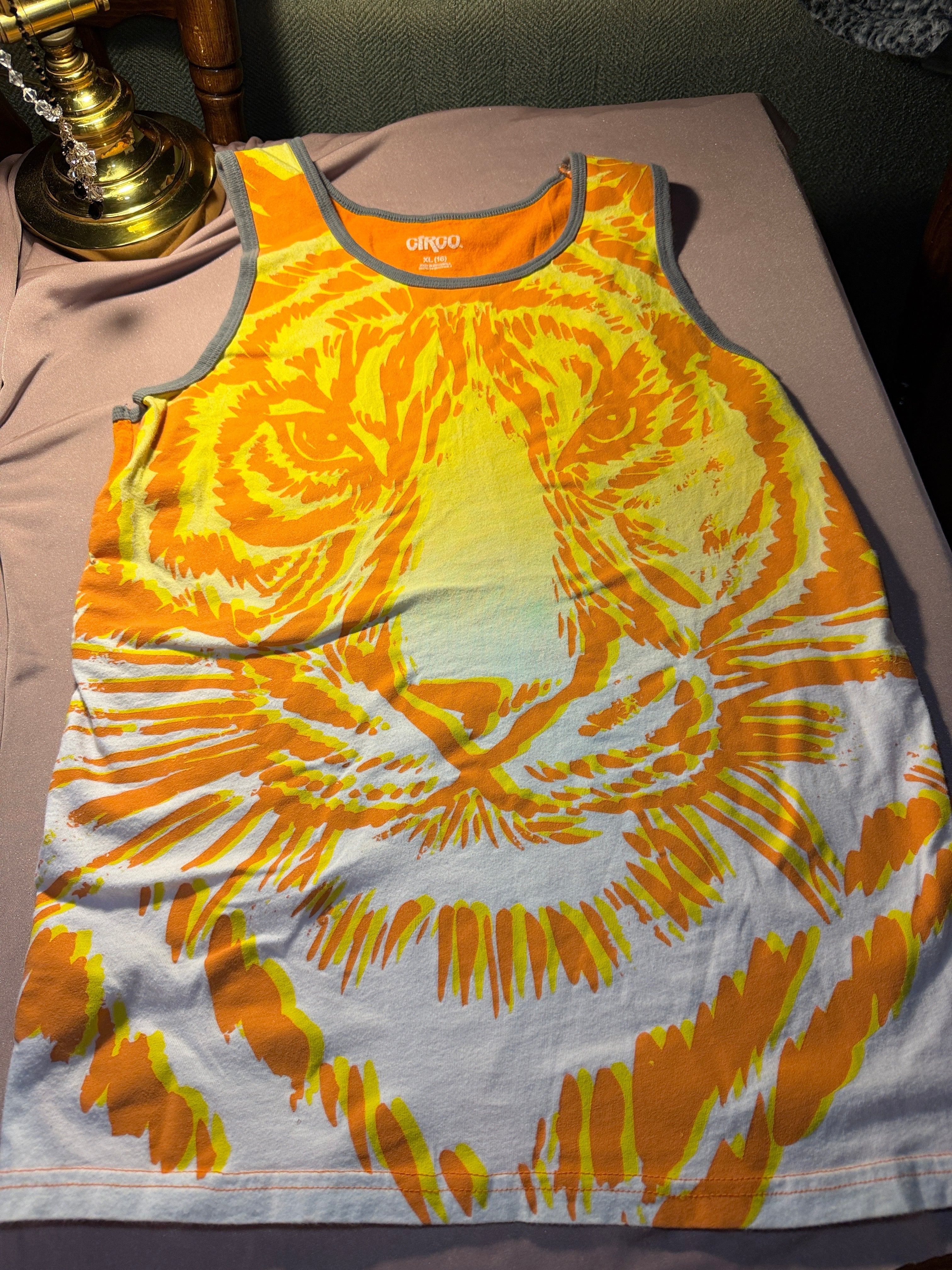 Circo Tiger Graphic Tank Top – Kids XL (16)