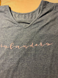 Islanders Script V-Neck Tee – Size L