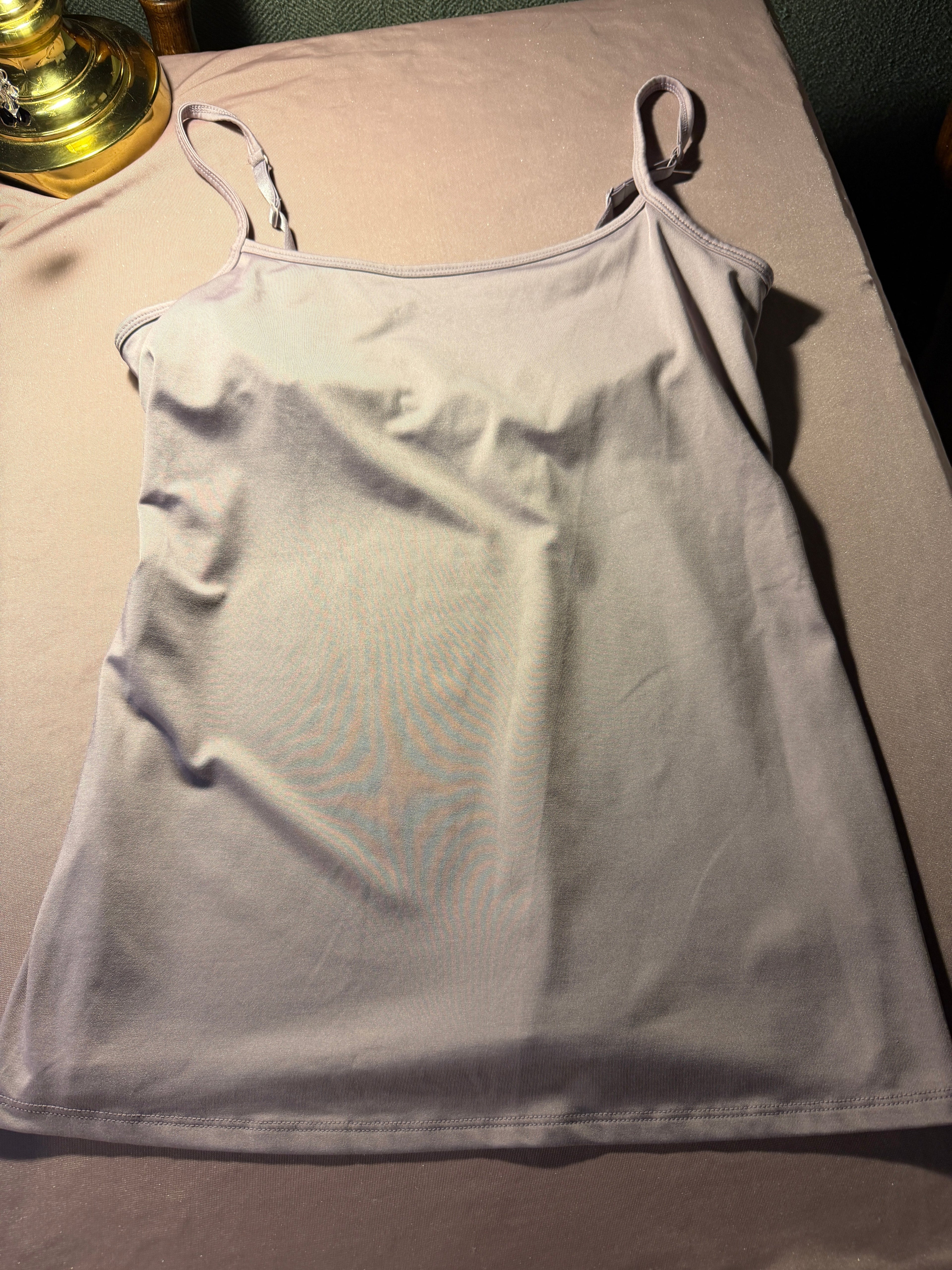 New York & Company Adjustable Strap Cami – Gray Size M