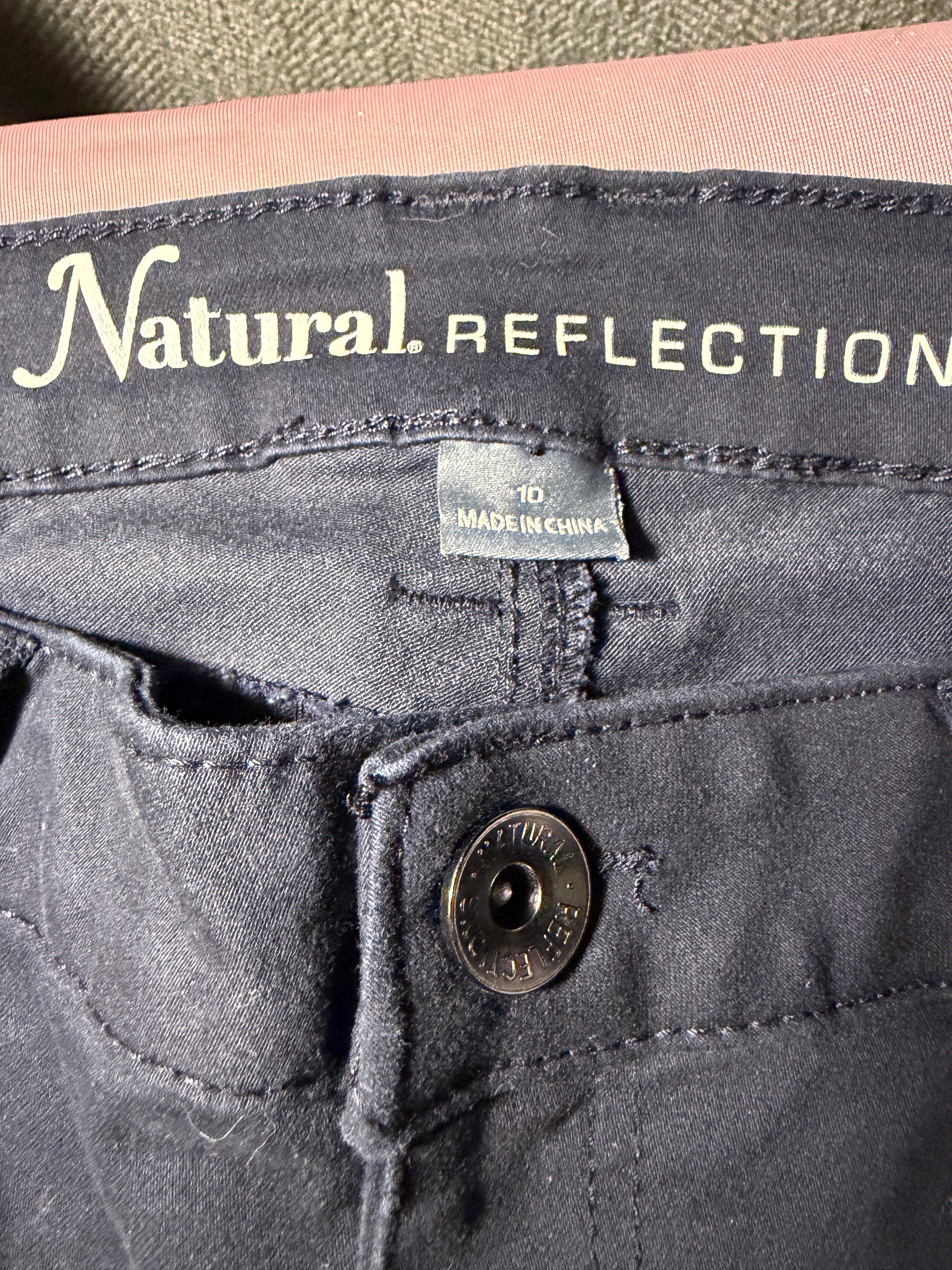 Natural Reflections Platinum Stretch Capri Pants – Size 10