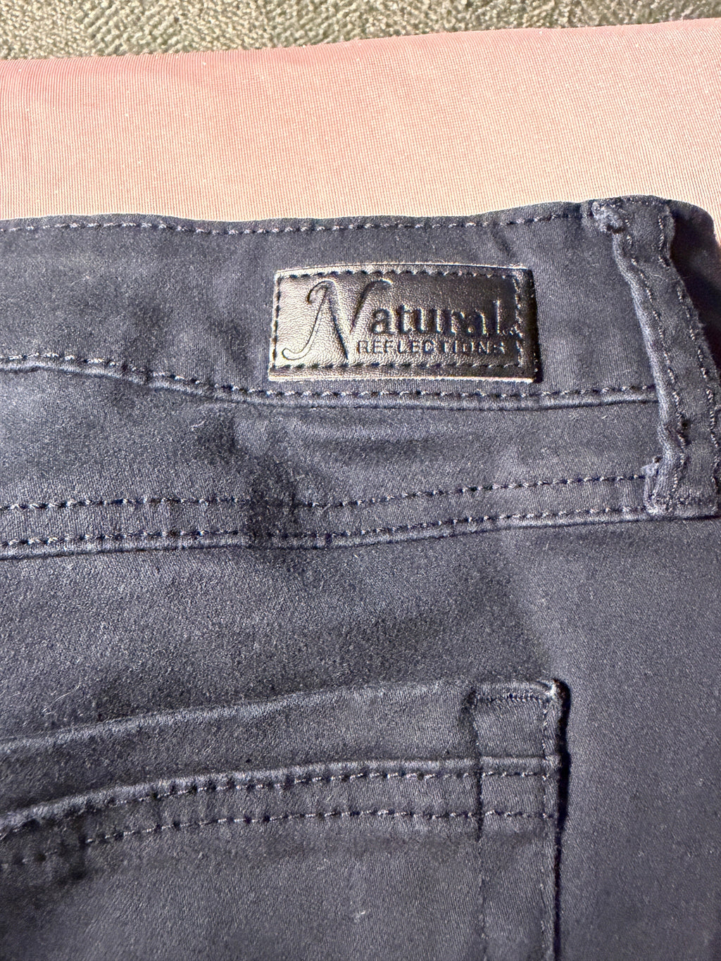 Natural Reflections Platinum Stretch Capri Pants – Size 10