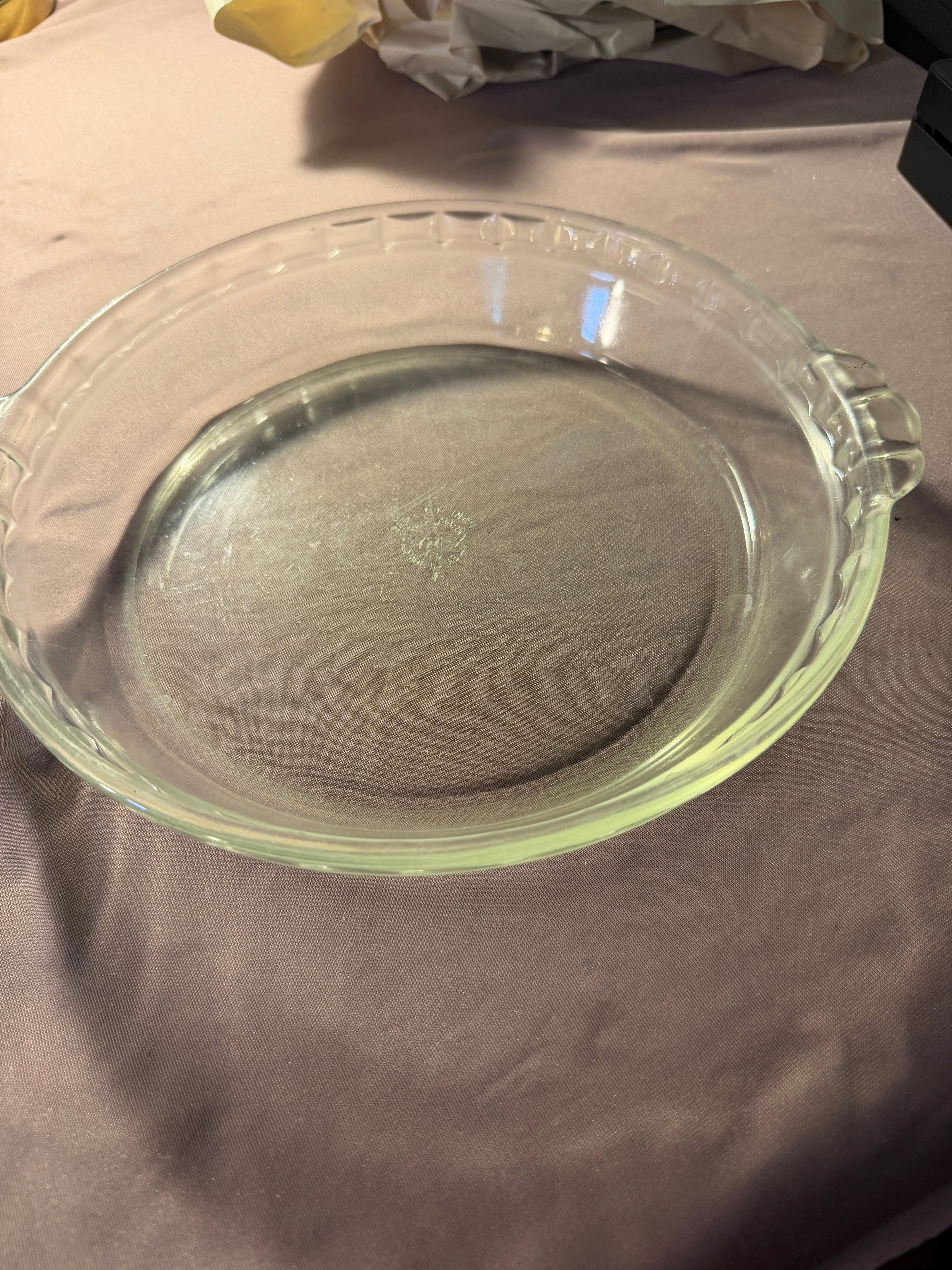Pyrex Clear Glass Pie Dish – 9" Made in USA