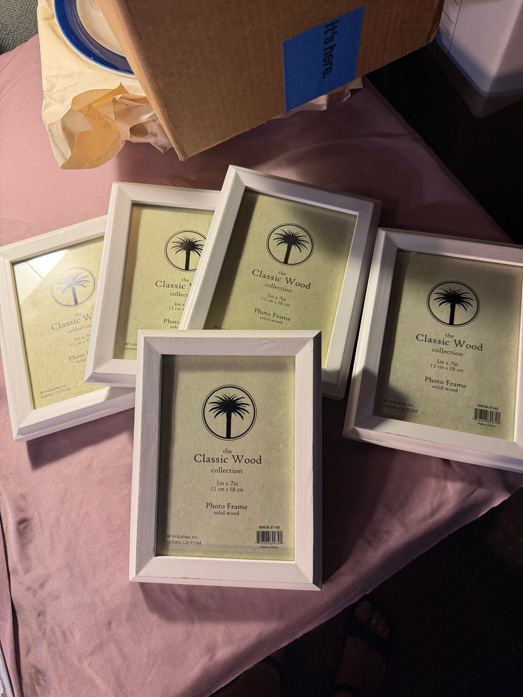 Classic Wood Collection 5" x 7" White Solid Wood Photo Frame. Total of 5 frames.