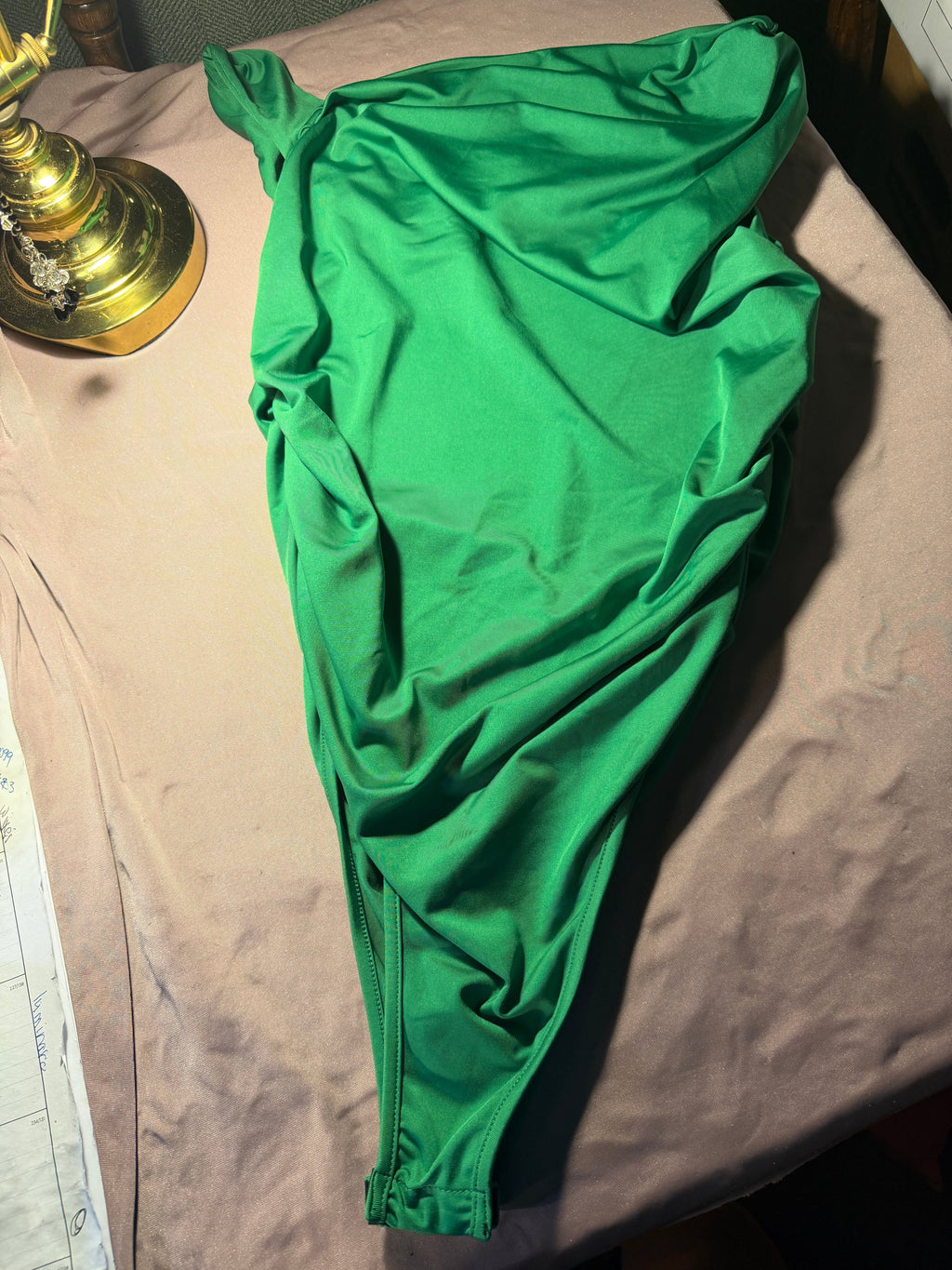 Kelly Green One-Shoulder Bodycon Midi Dress