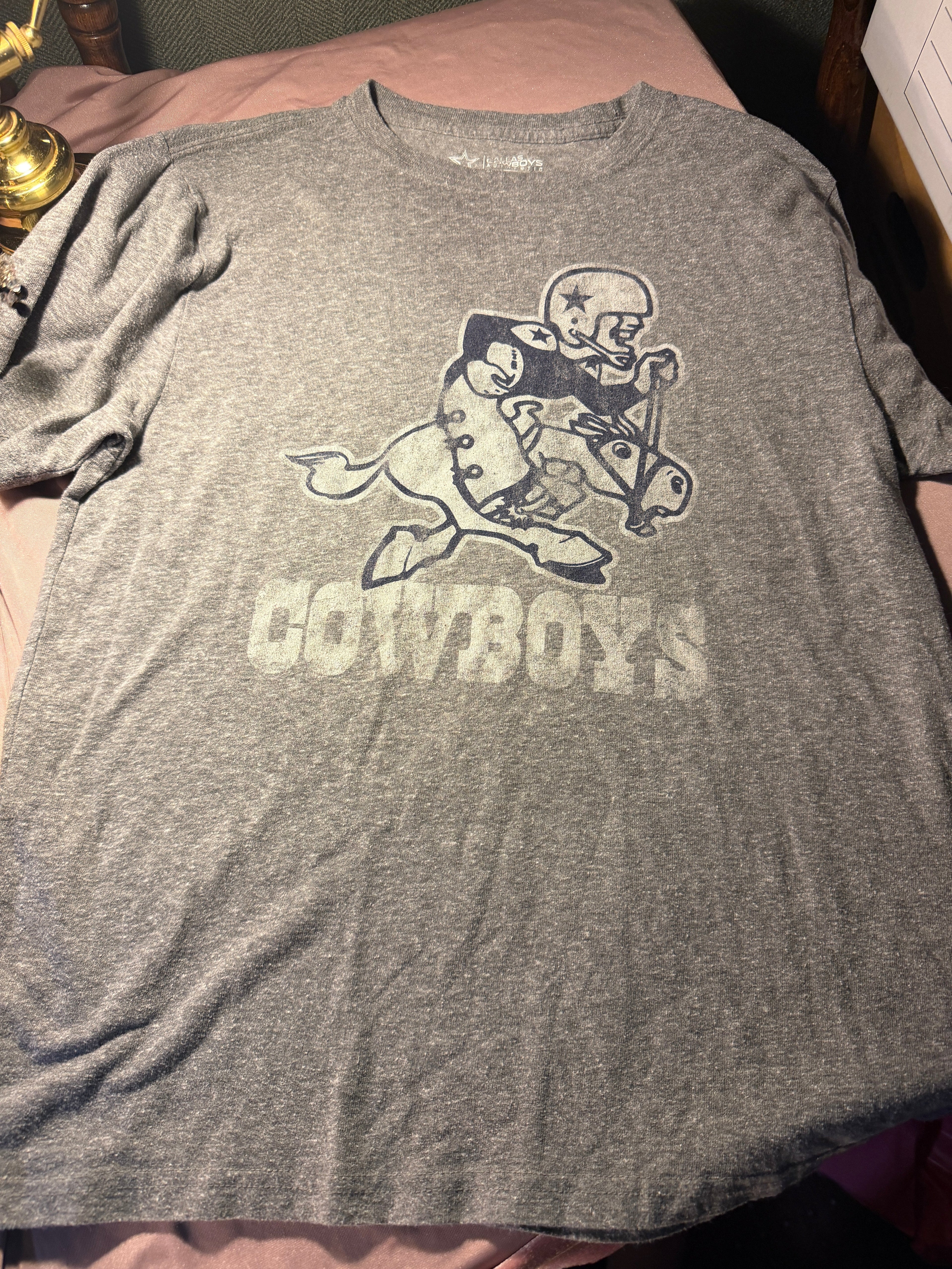 Dallas Cowboys Authentic Vintage Graphic Tee – Heather Gray
