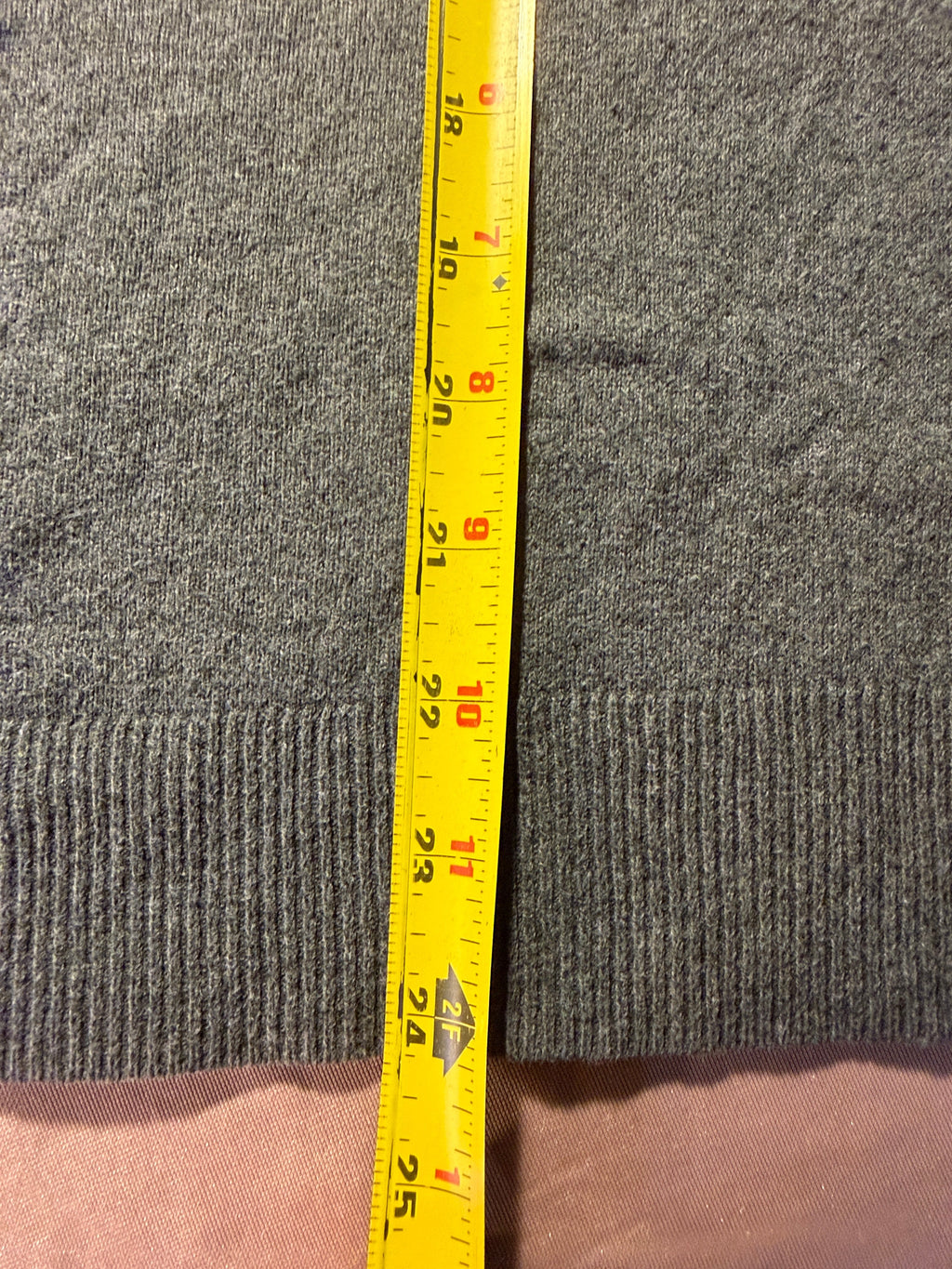 Apt. 9 Gray V-Neck Sweater – Size XS