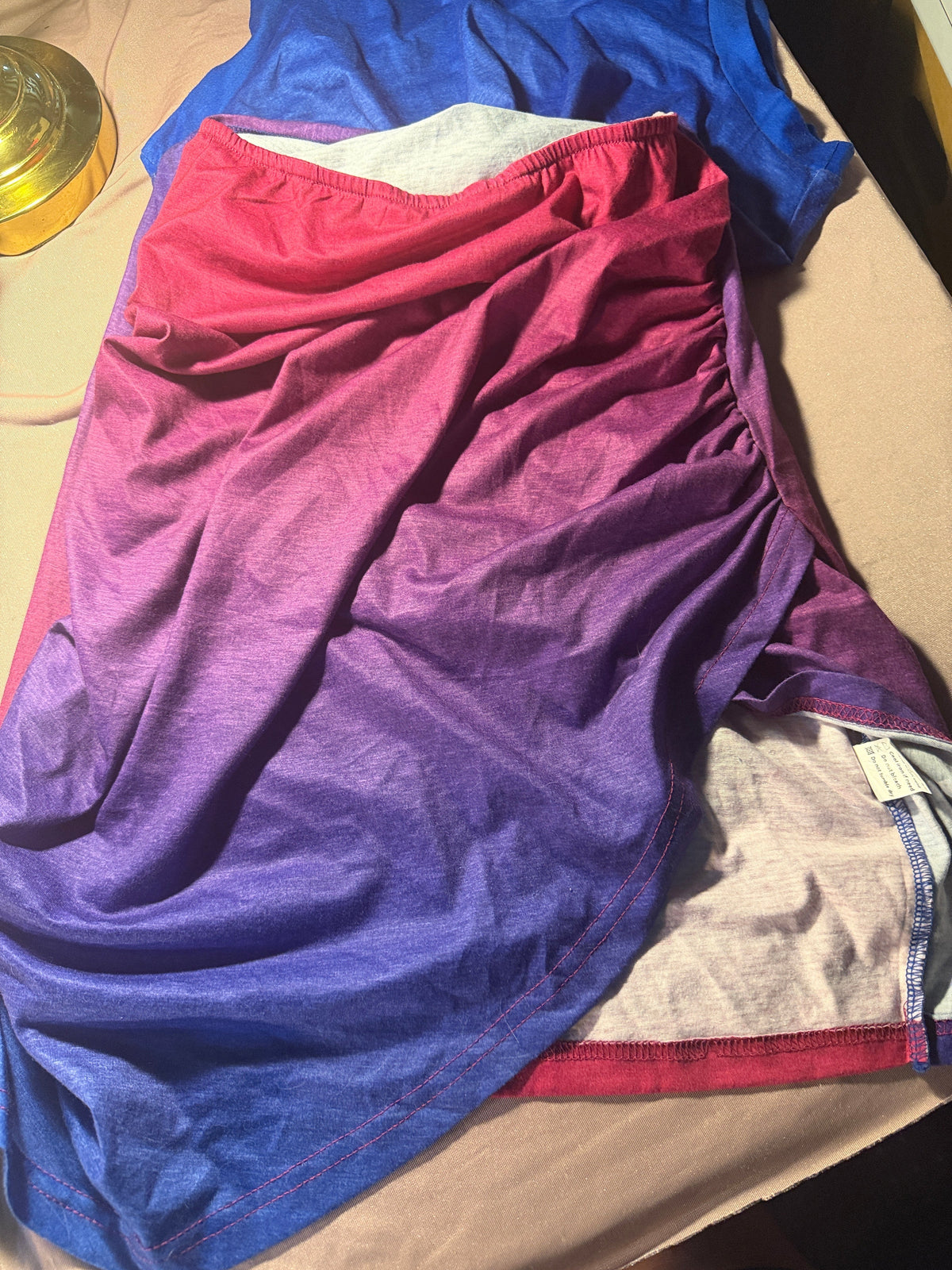 Blue to Pink Ombre Twist-Front Midi Dress – Size M