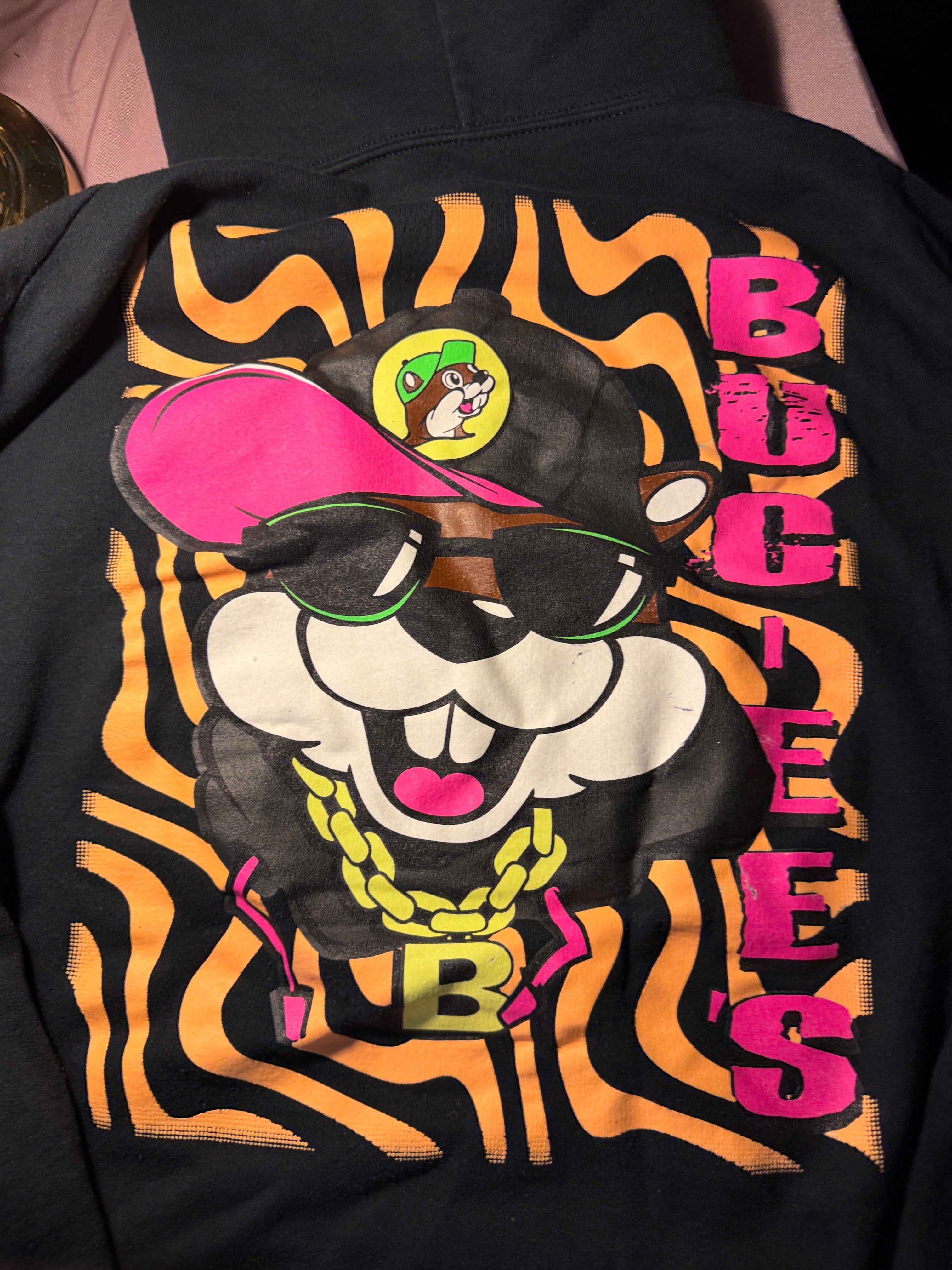 Buc-ee's Hip Hop Graphic Hoodie – Size L