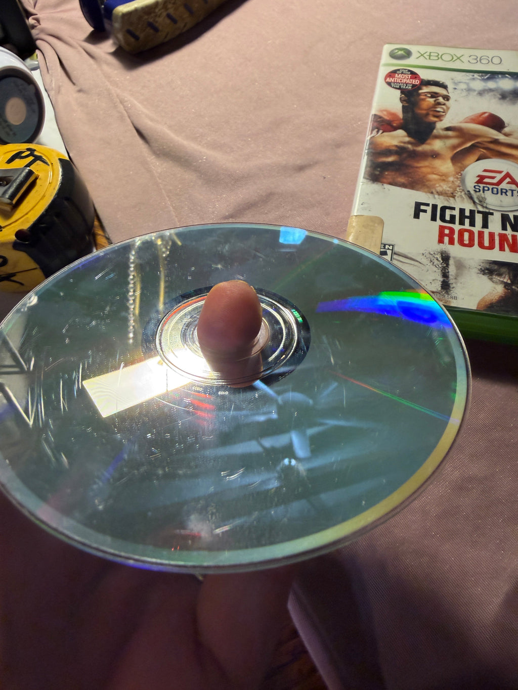 Fight Night Round 4 – Xbox 360 (Pre-Owned)