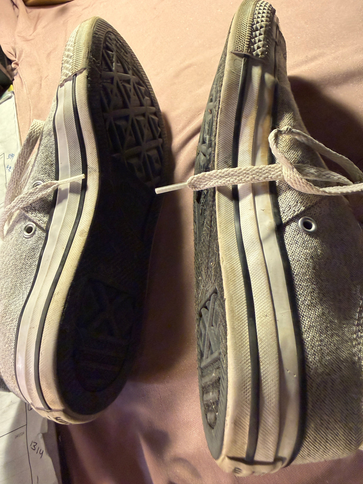 Converse All Star Chuck Taylor Low Top Sneakers – Women's Size 9