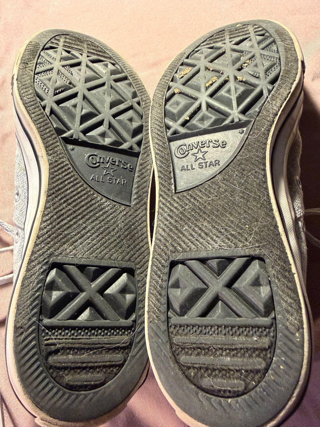 Converse All Star Chuck Taylor Low Top Sneakers – Women's Size 9