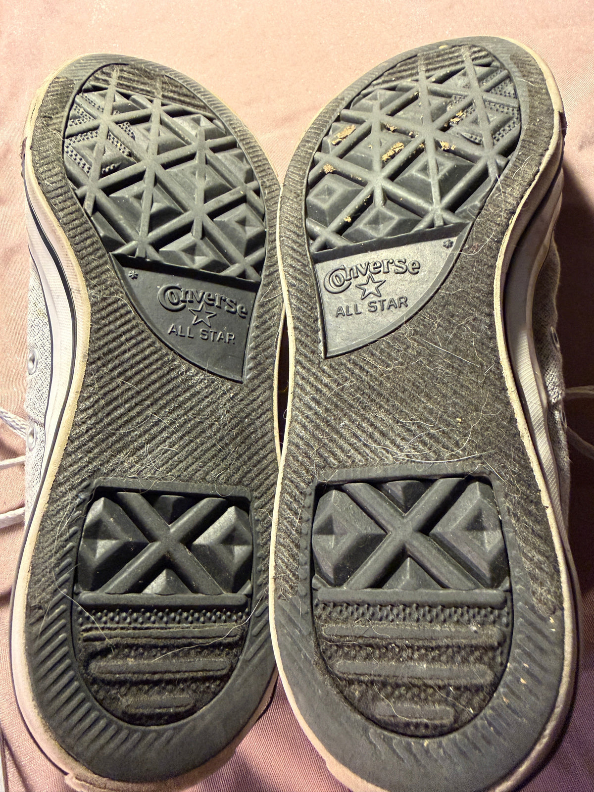 Converse All Star Chuck Taylor Low Top Sneakers – Women's Size 9