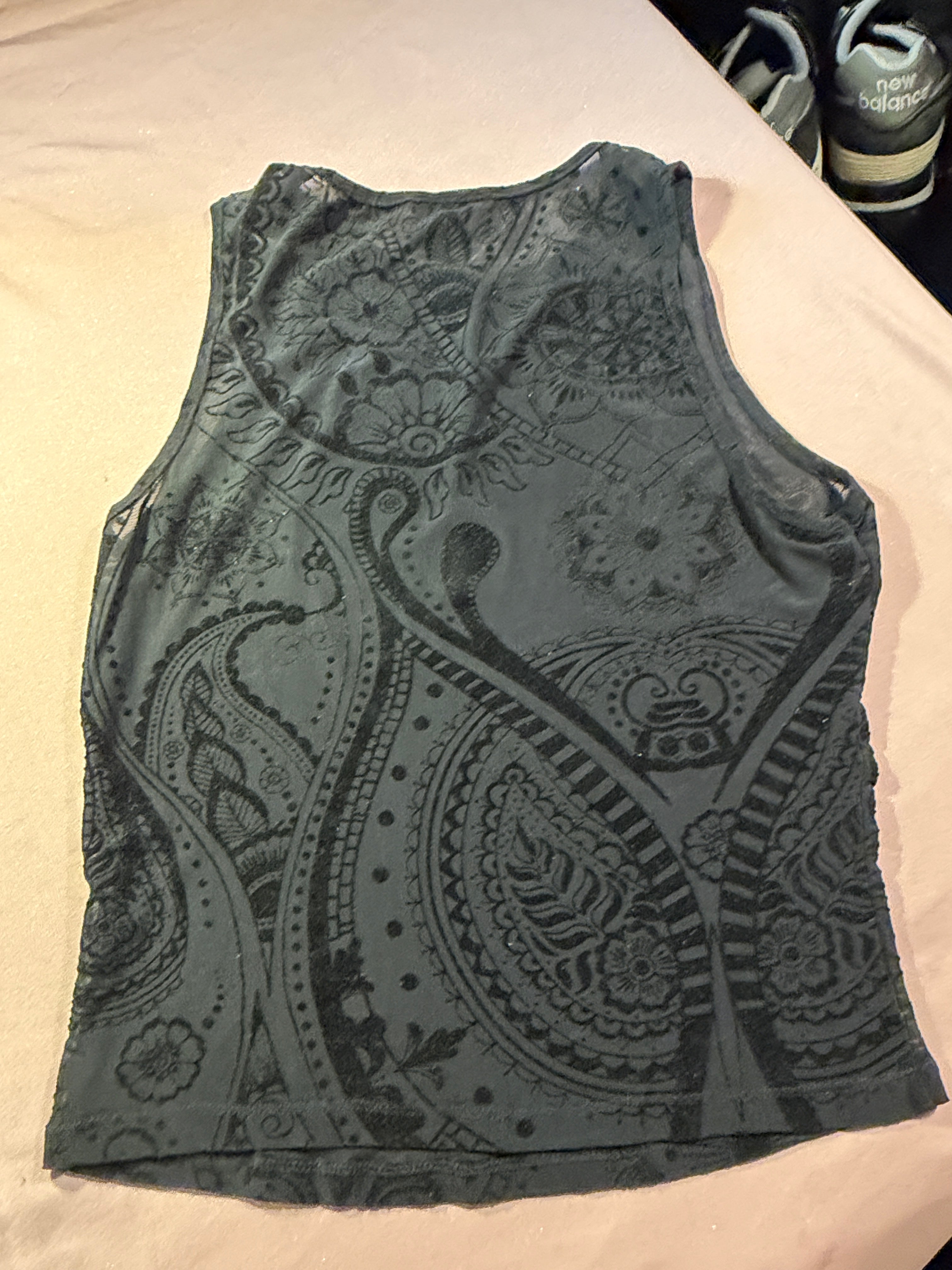 SHEIN Black Paisley Mesh Tank Top – Size M