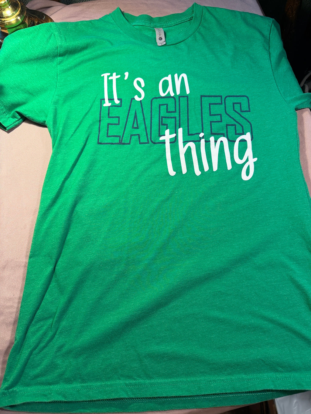 "It's an Eagles Thing" Green Graphic Tee – Size S