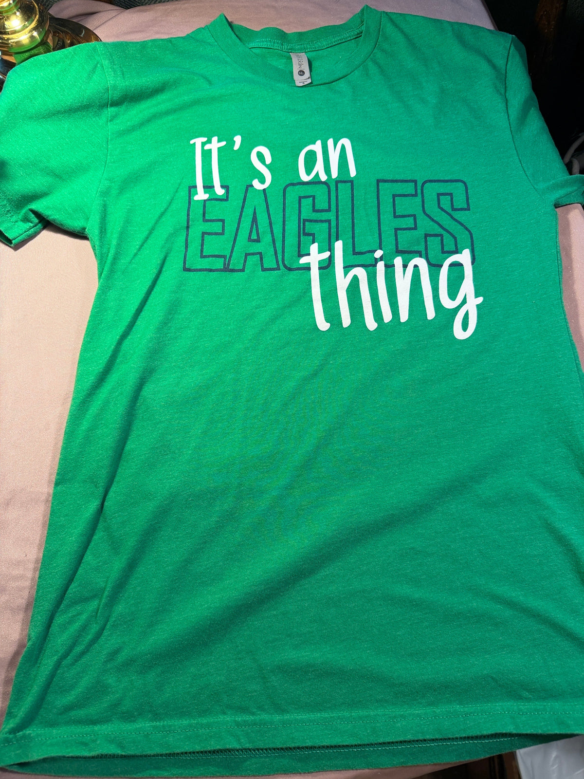 "It's an Eagles Thing" Green Graphic Tee – Size S