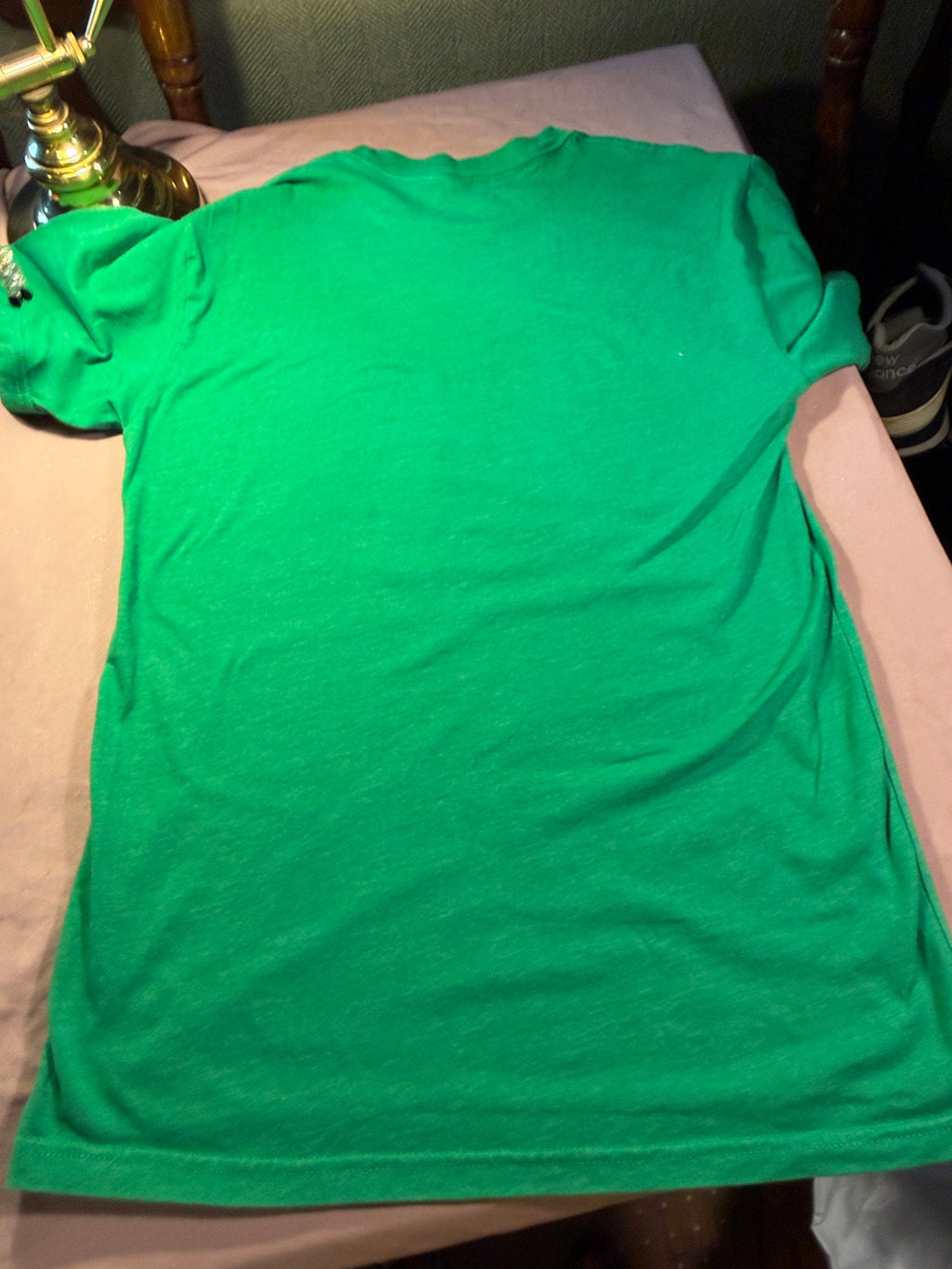 "It's an Eagles Thing" Green Graphic Tee – Size S