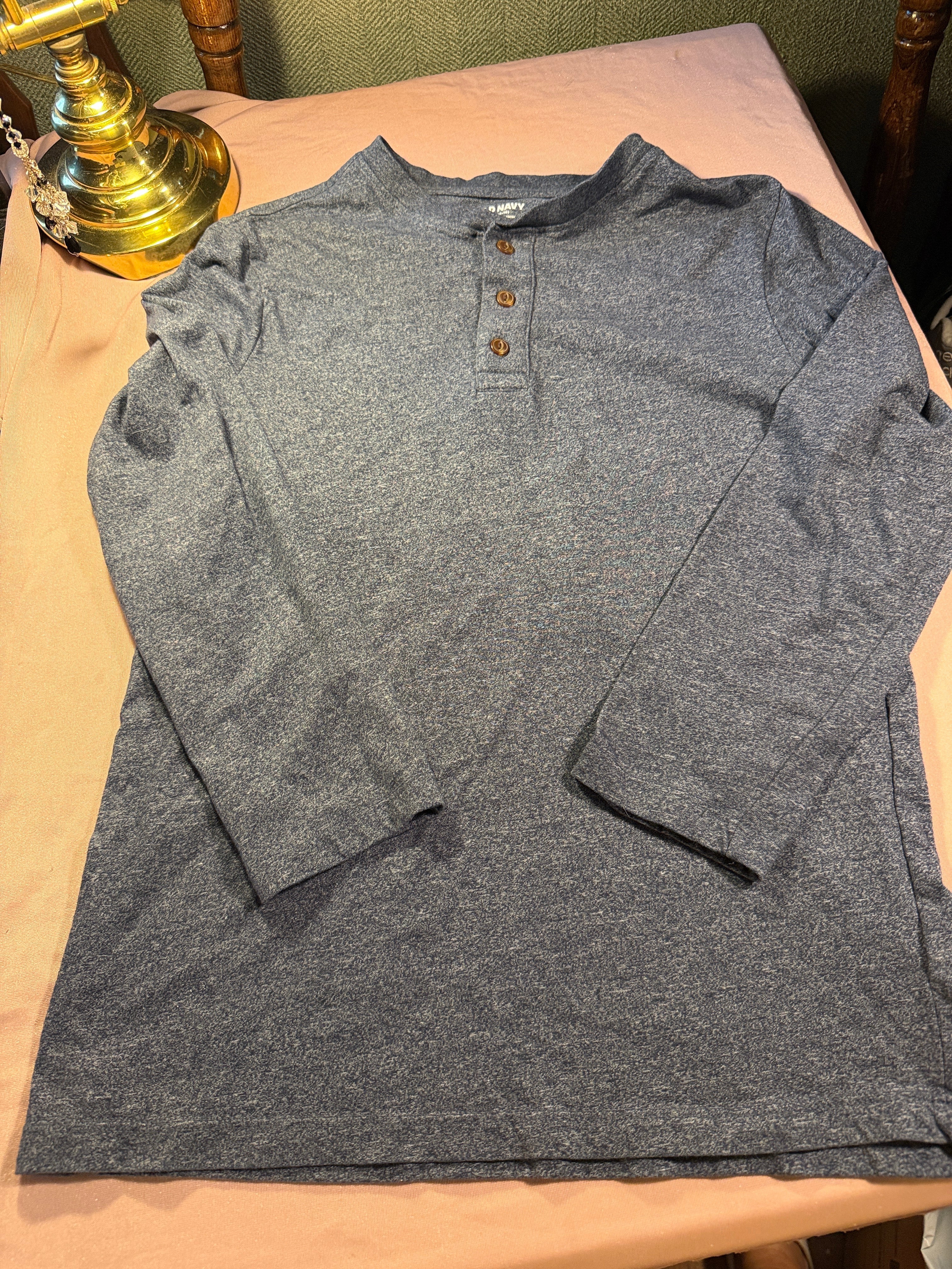 Old Navy Long Sleeve Henley – Size XL (14-16)