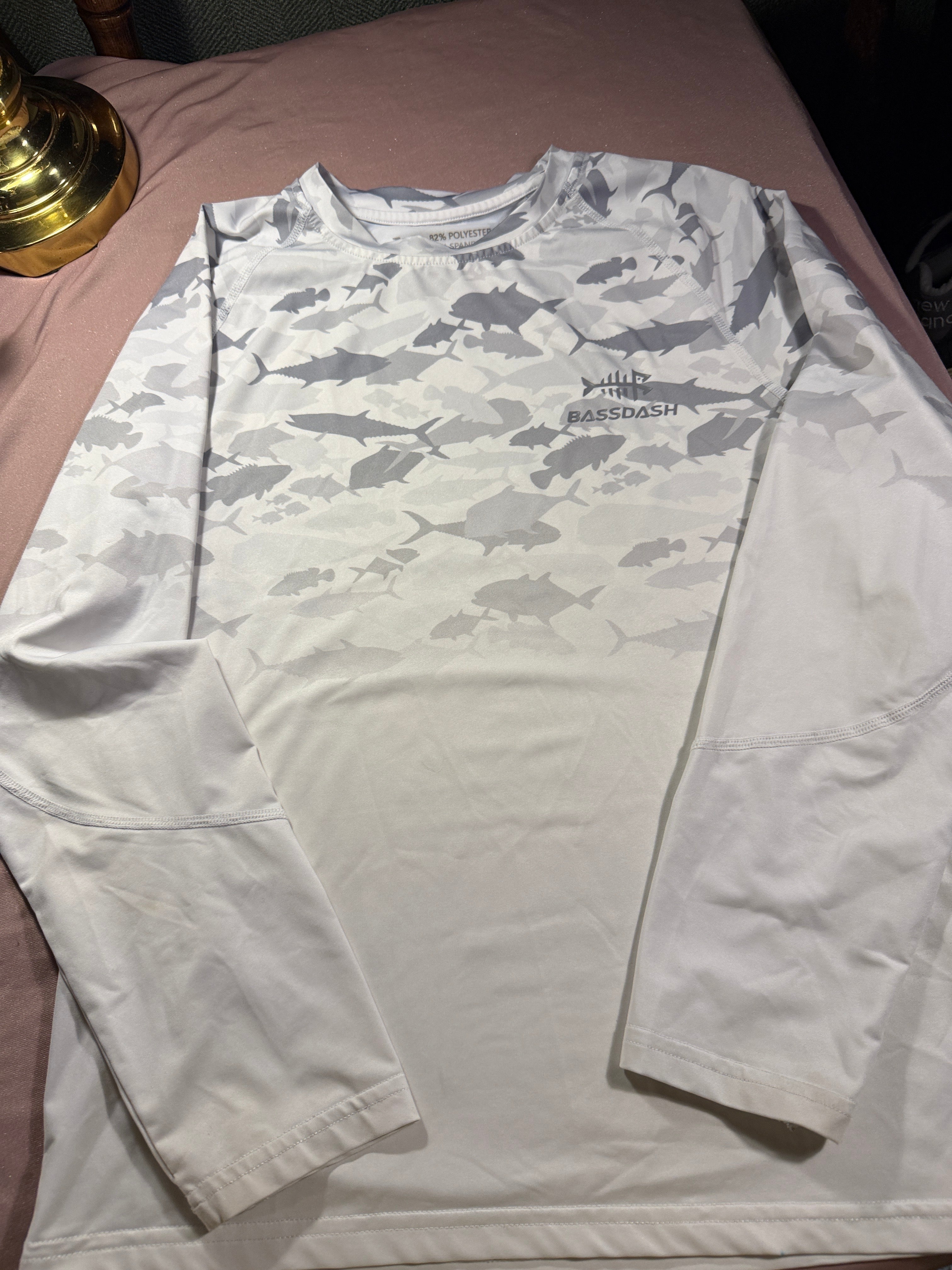 Bassdash Women’s Long Sleeve Fishing Shirt – White Fish Camo